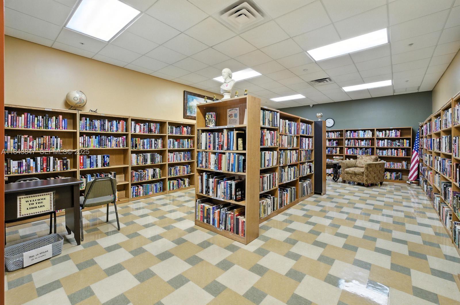 CENTURY VILLAGE - SOMERSET - Residential