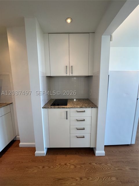 Tiny photo for 700 Biltmore Way #916, Coral Gables, FL 33134 (MLS # A12037497)