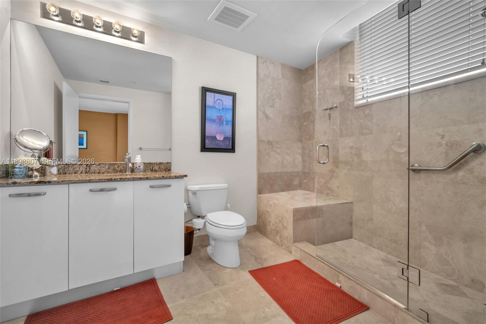 LUNA OCEAN RESIDENCES CON - Residential