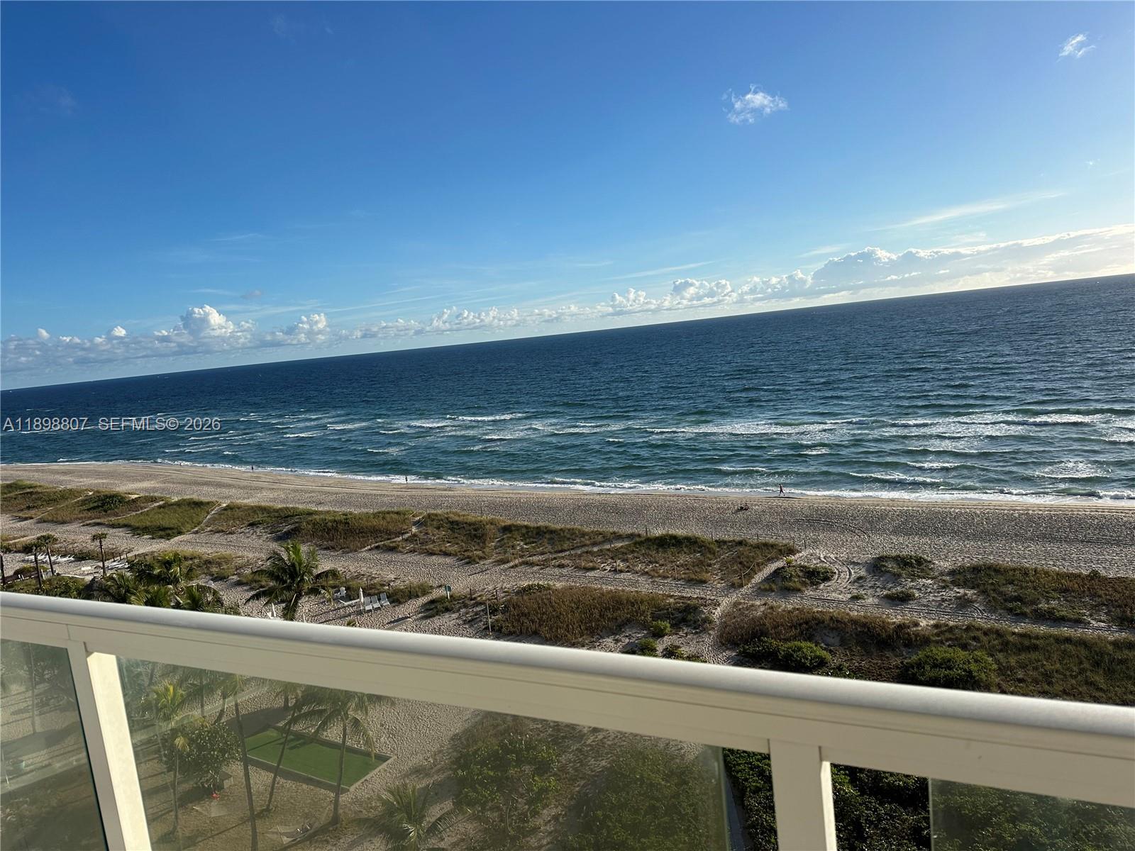 LUNA OCEAN RESIDENCES CON - Residential