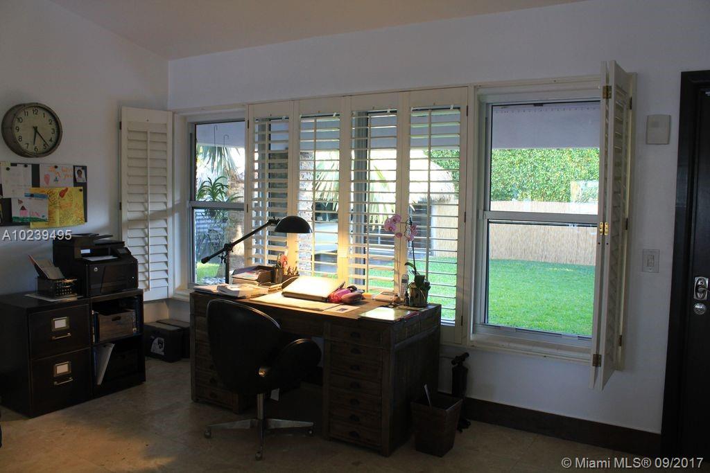 BISCAYNE POINT - Residential Lease