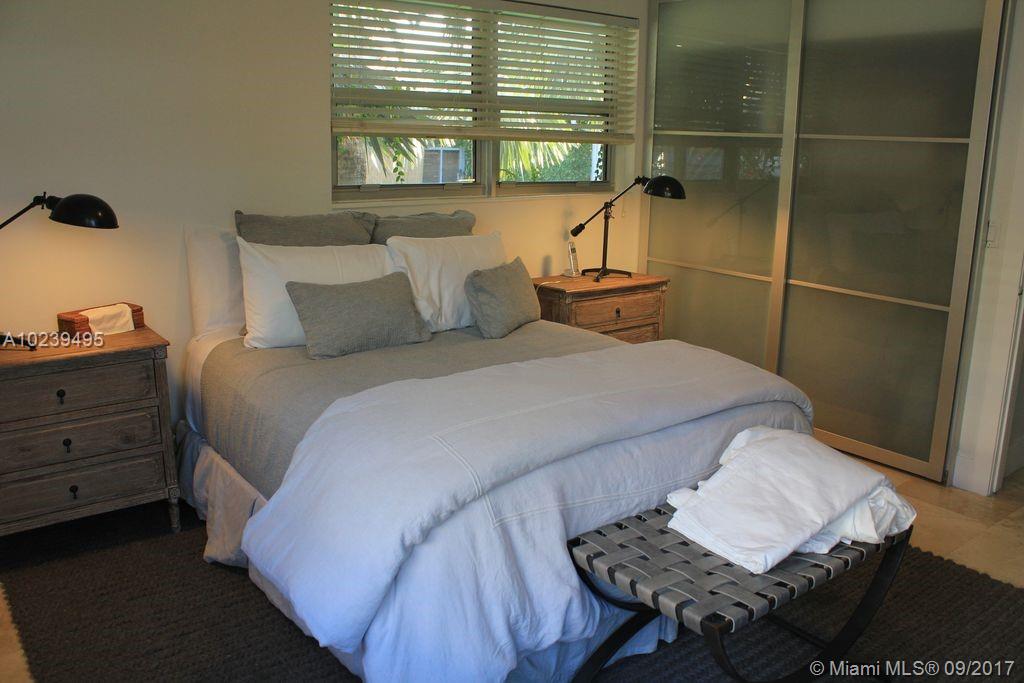 BISCAYNE POINT - Residential Lease