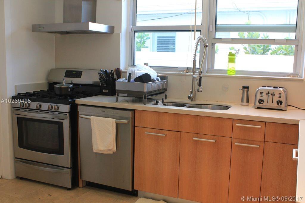 BISCAYNE POINT - Residential Lease