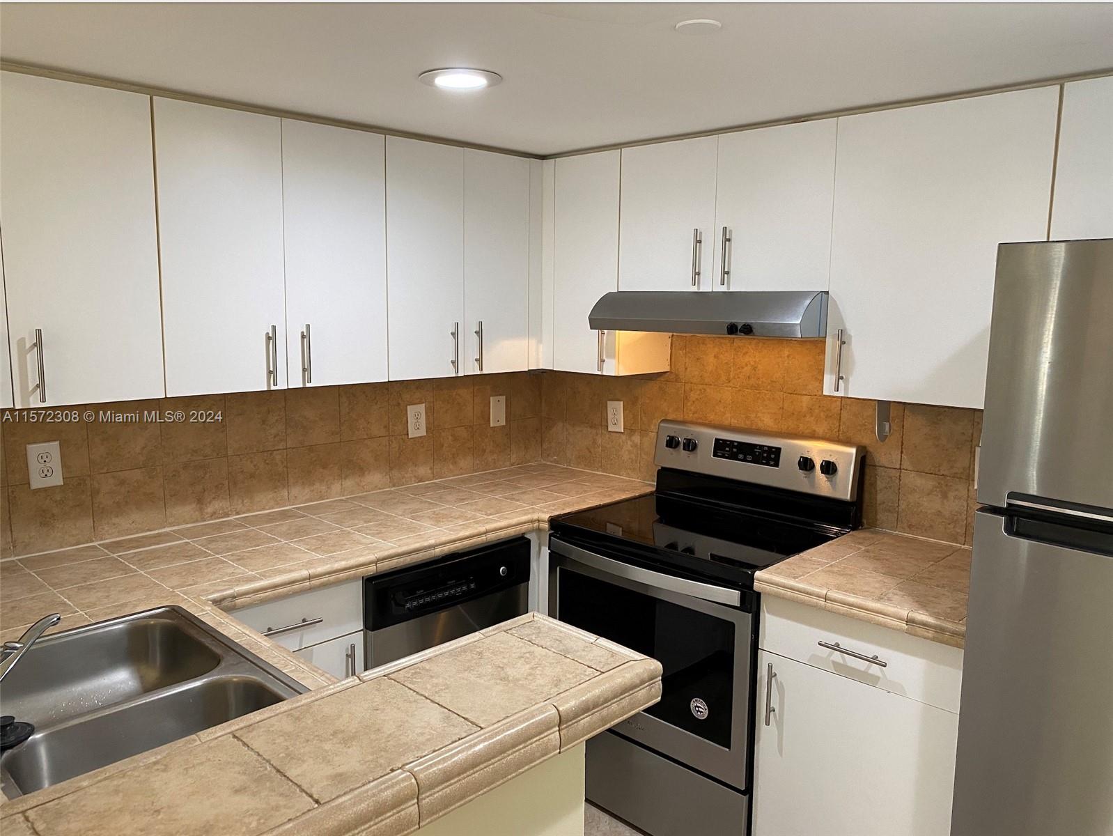 MILANO CONDOMINIUM - Residential