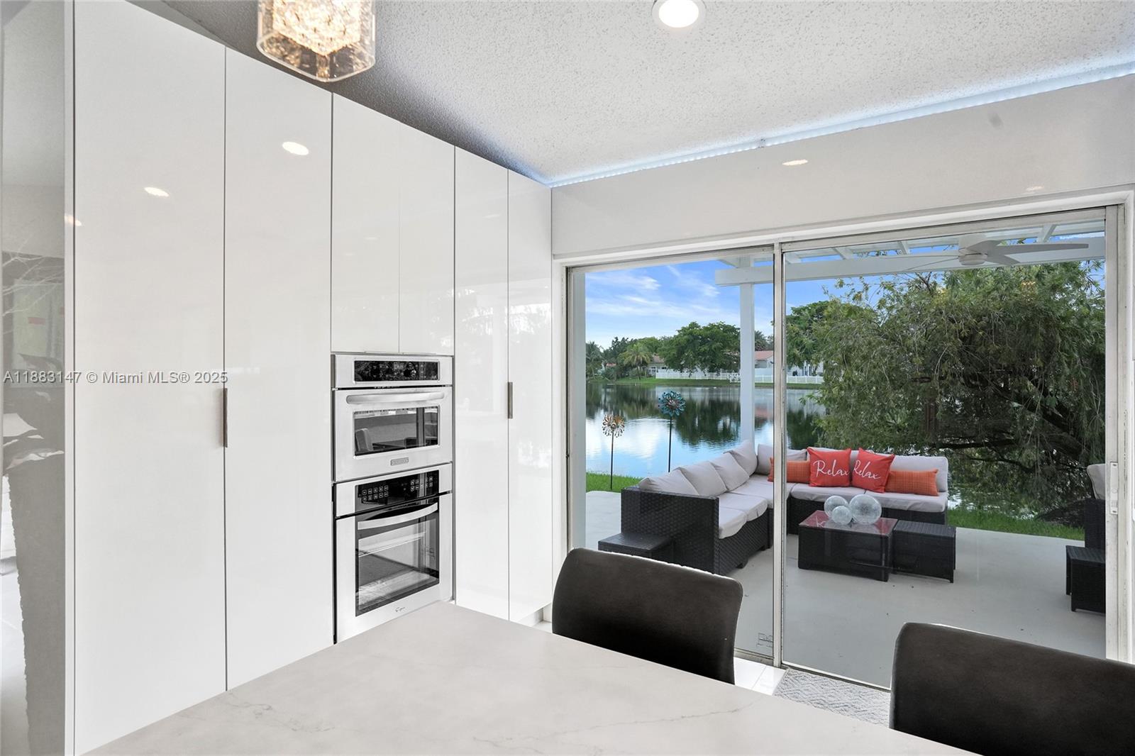 FLAMINGO ESTATES - Residential Lease