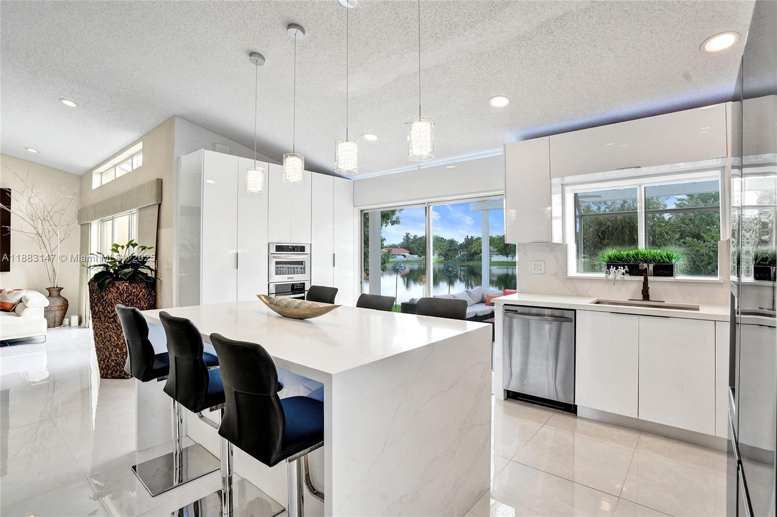 FLAMINGO ESTATES - Residential Lease
