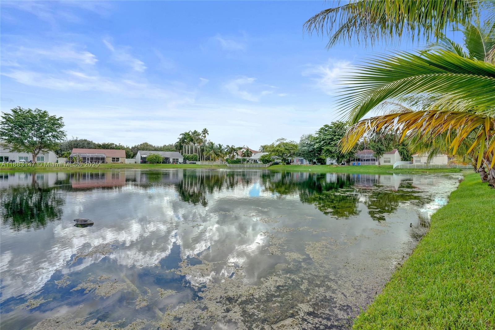 FLAMINGO ESTATES - Residential Lease