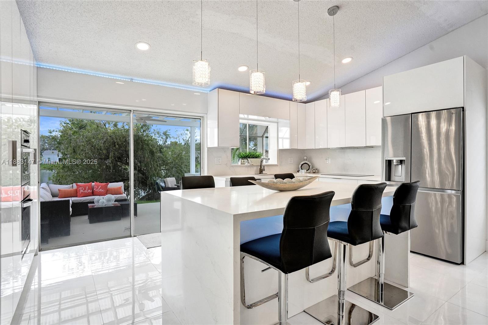 FLAMINGO ESTATES - Residential Lease