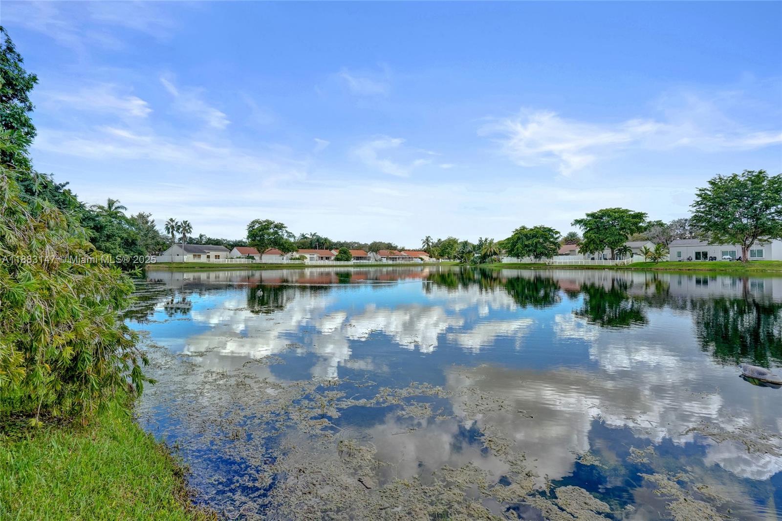 FLAMINGO ESTATES - Residential Lease
