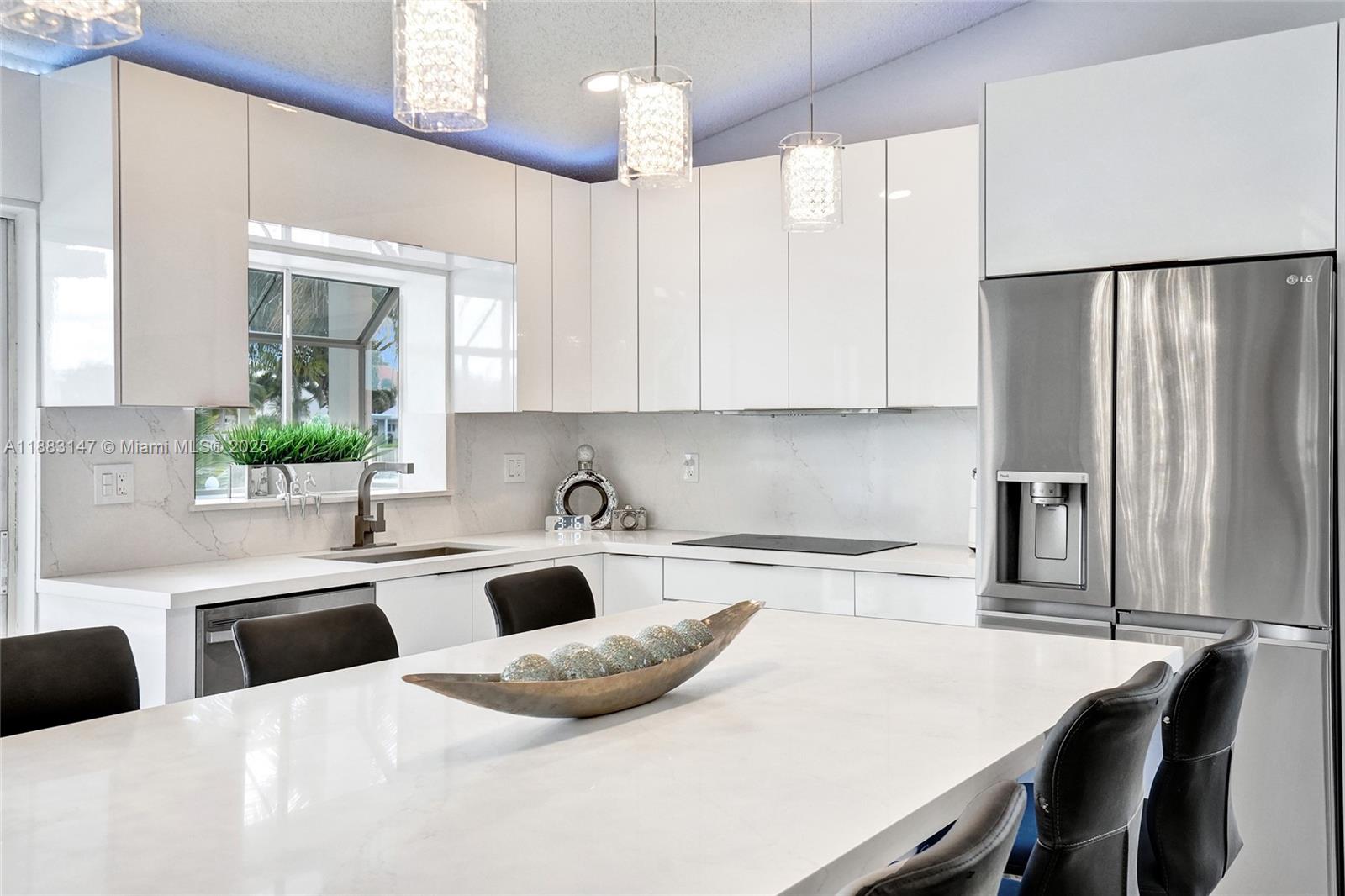 FLAMINGO ESTATES - Residential Lease
