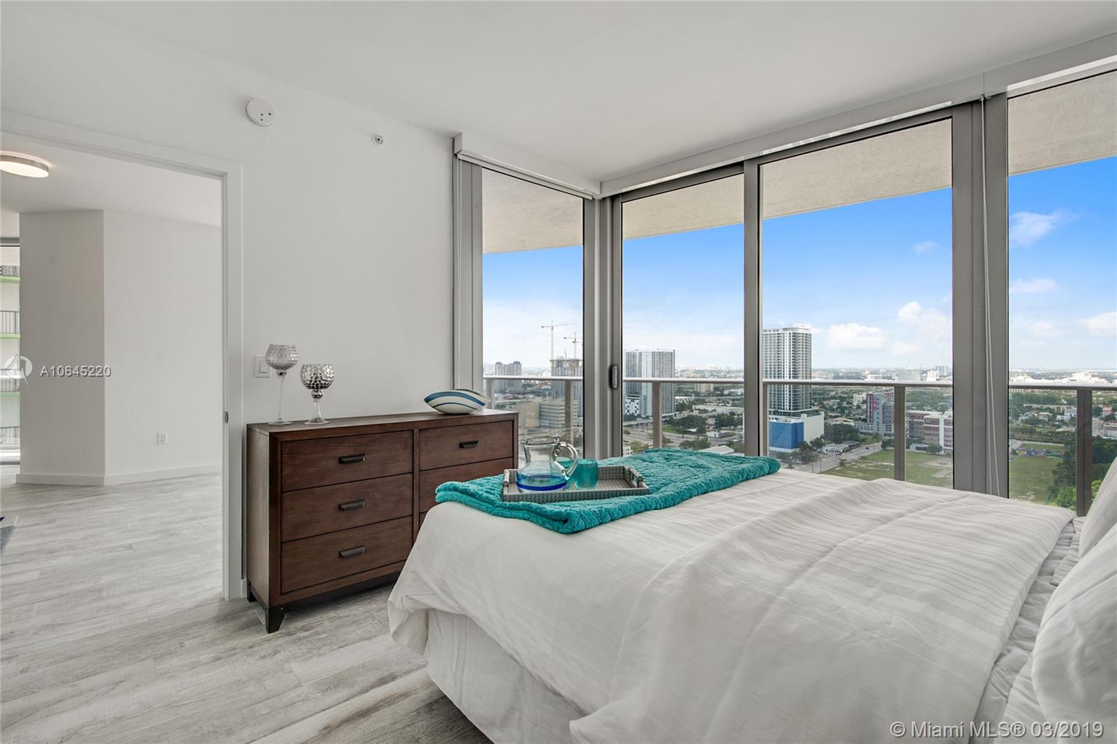 ARIA ON THE BAY CONDO - Residential Lease