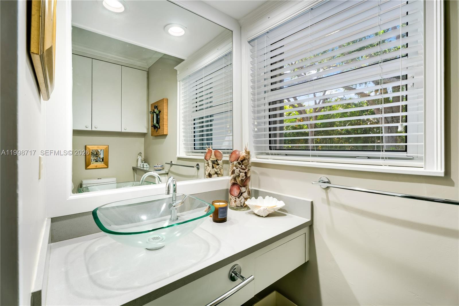 PATRICIA MANOR - Residential