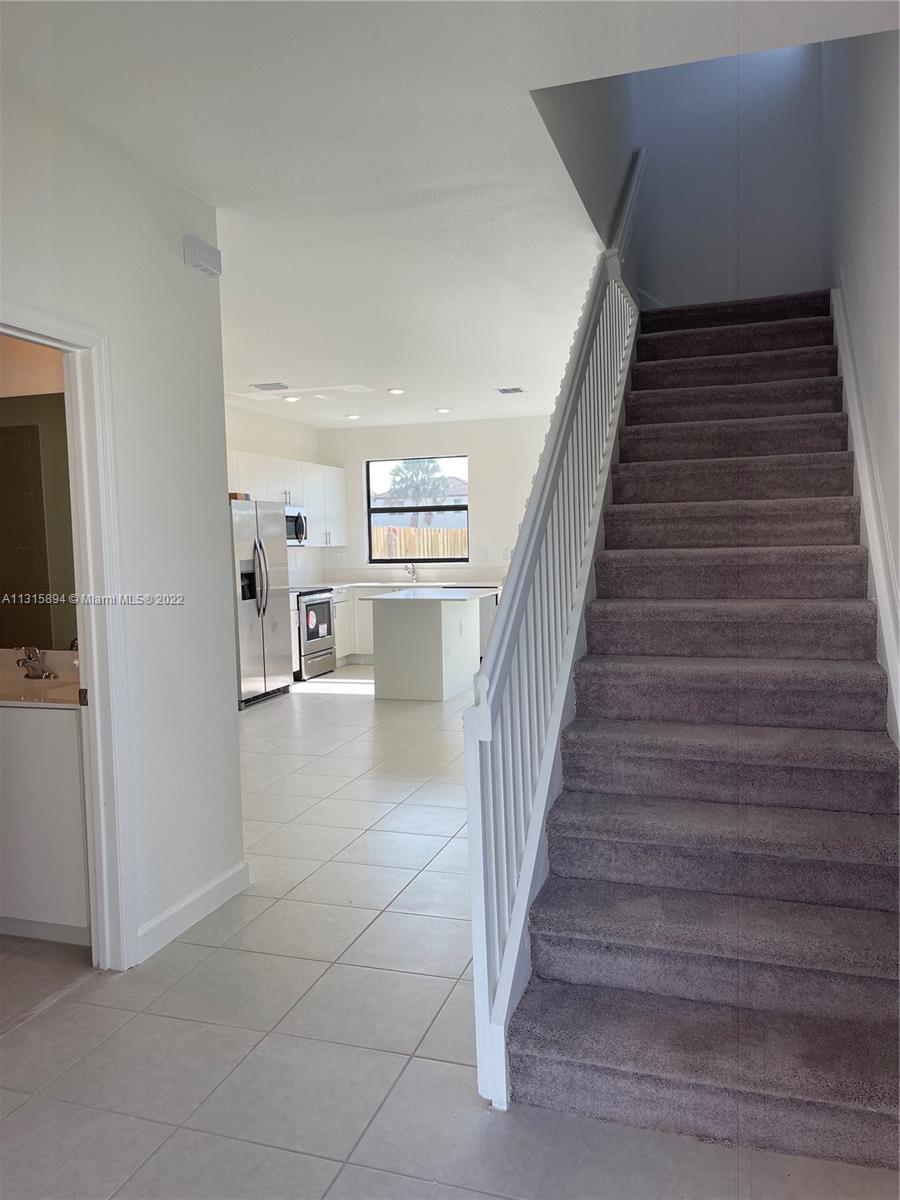 CORSICA - Residential Lease