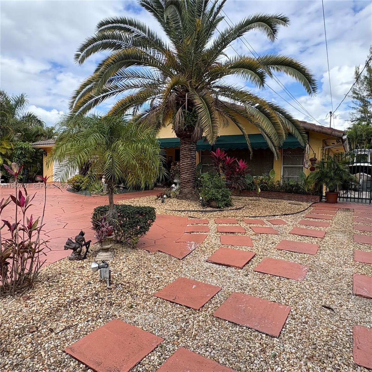 COUNTRY CLUB EST SEC 2 AM - Residential