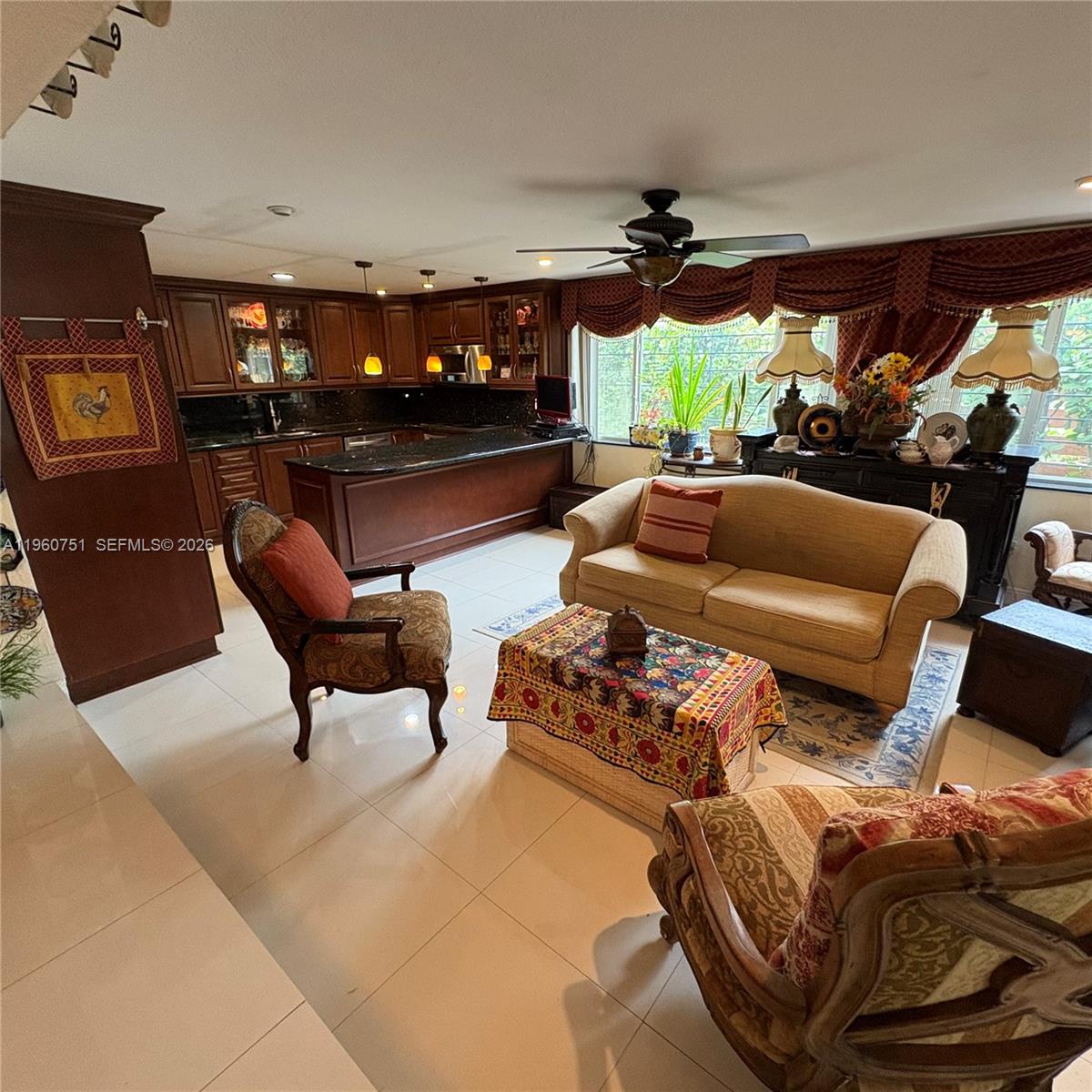 COUNTRY CLUB EST SEC 2 AM - Residential