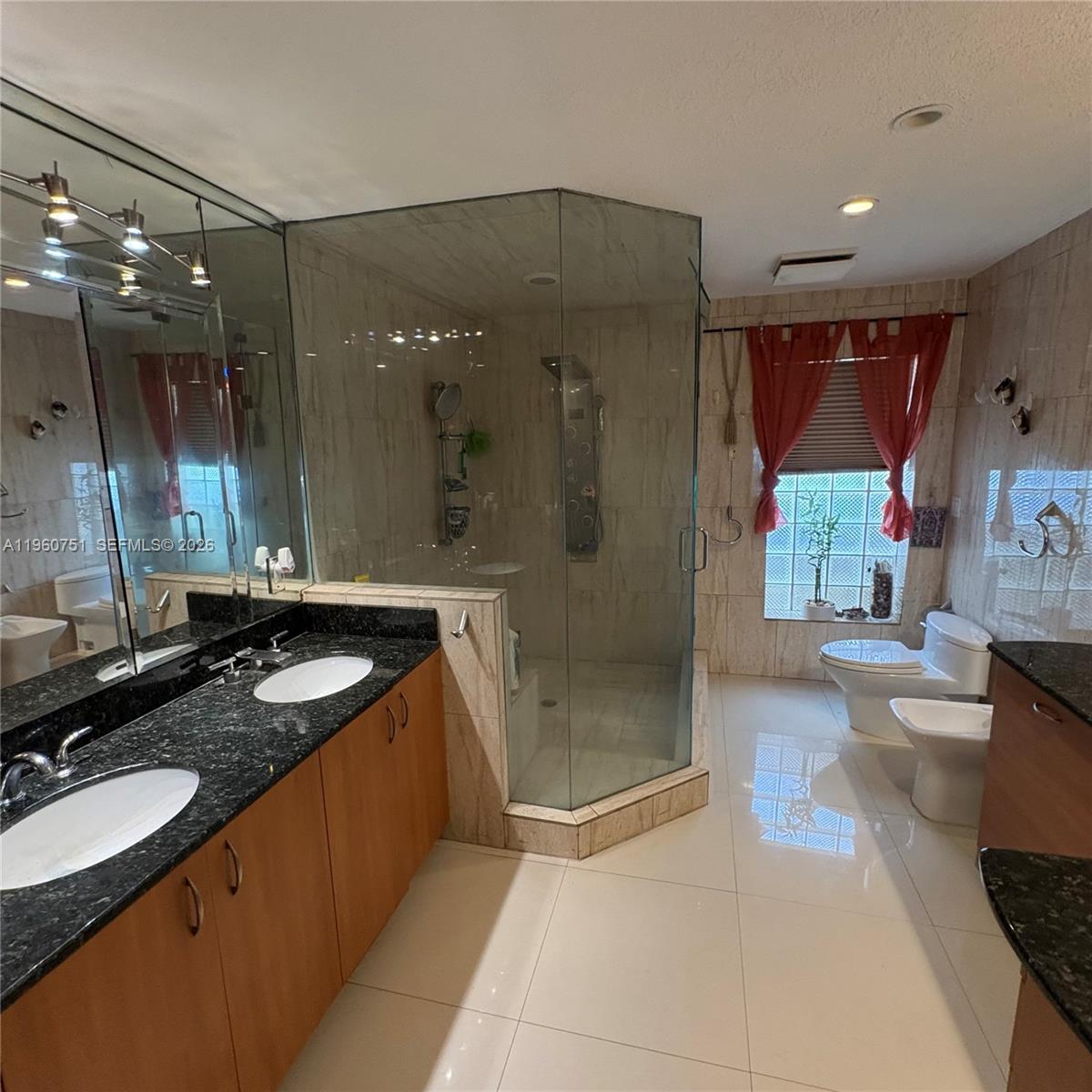 COUNTRY CLUB EST SEC 2 AM - Residential