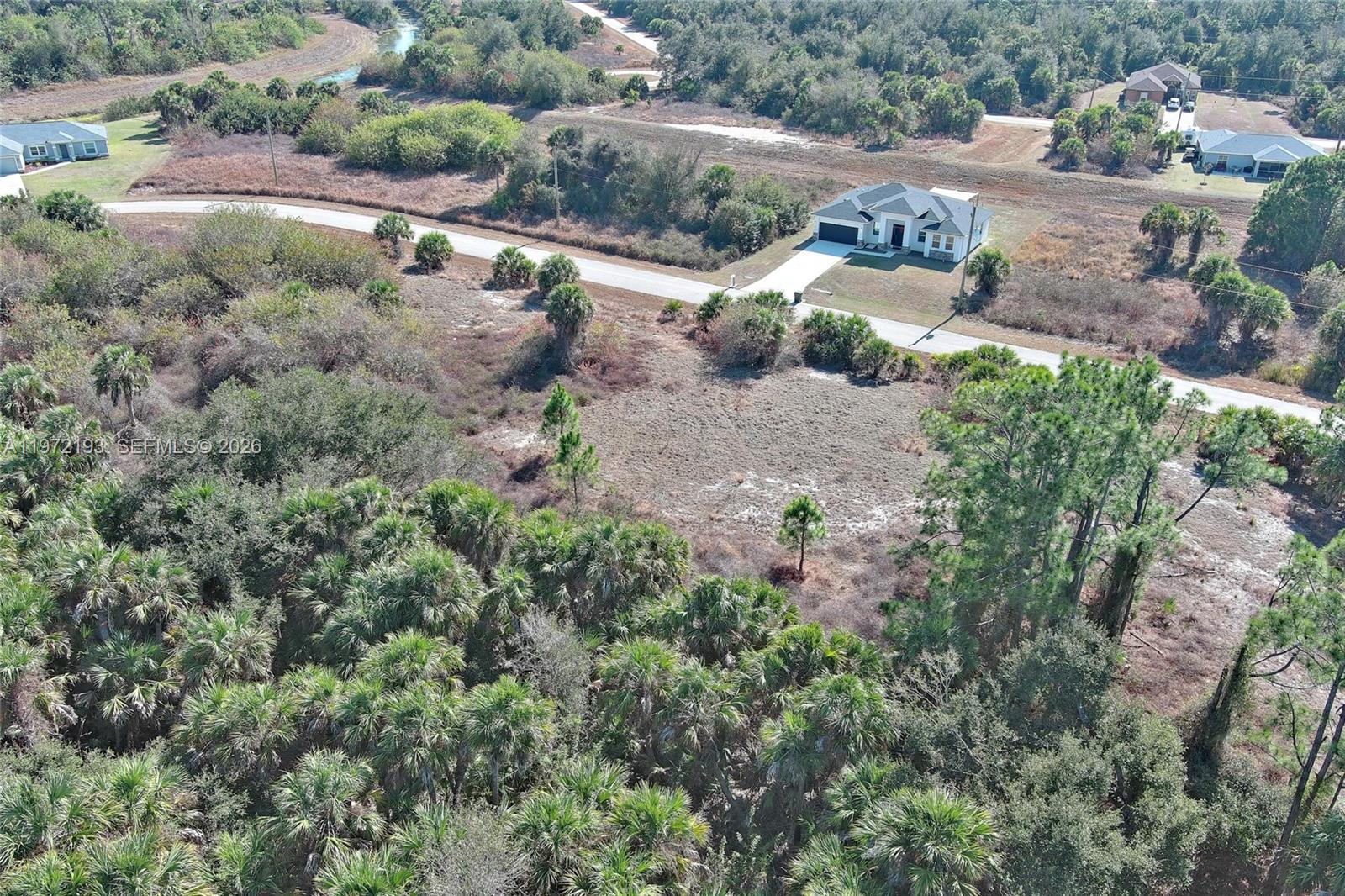 PORT CHARLOTTE - Land