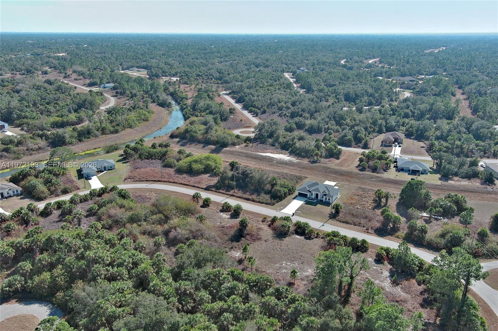 PORT CHARLOTTE - Land