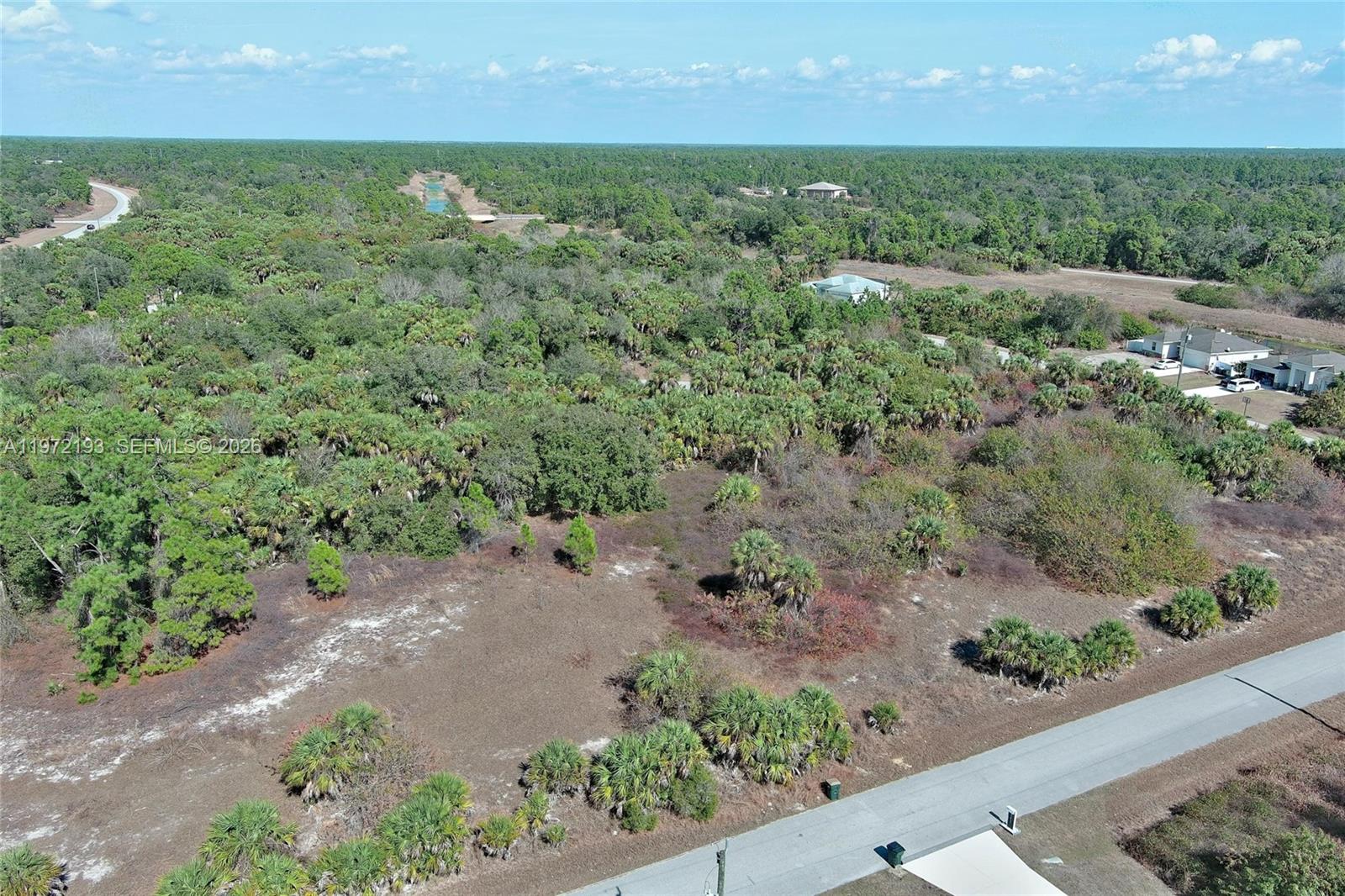 PORT CHARLOTTE - Land