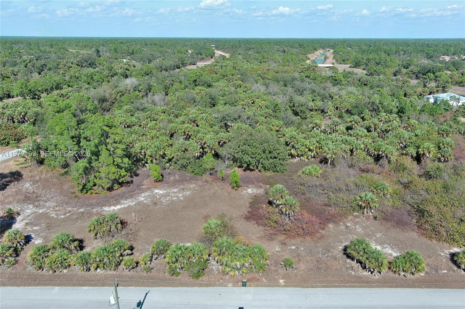 PORT CHARLOTTE - Land