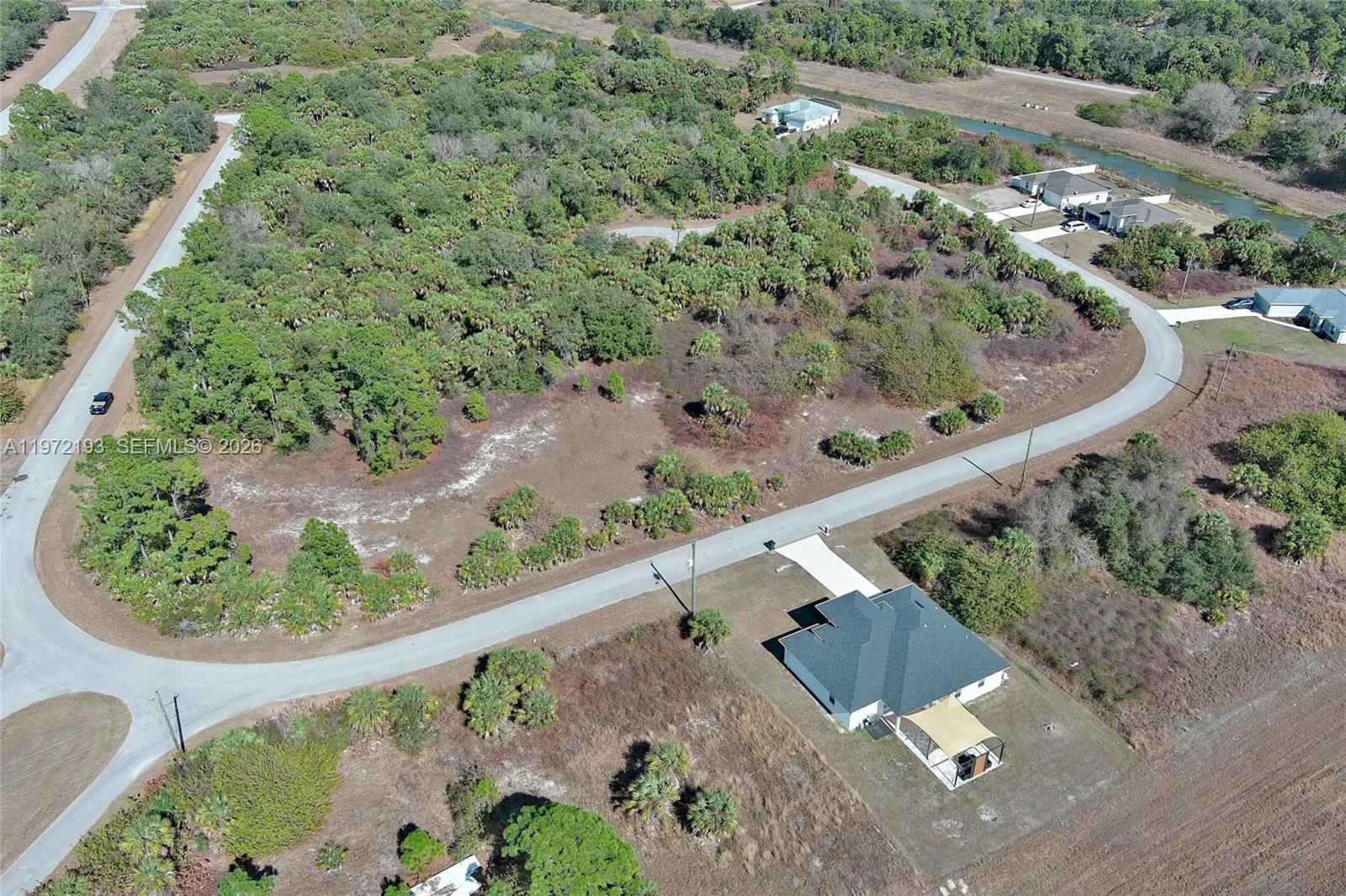 PORT CHARLOTTE - Land