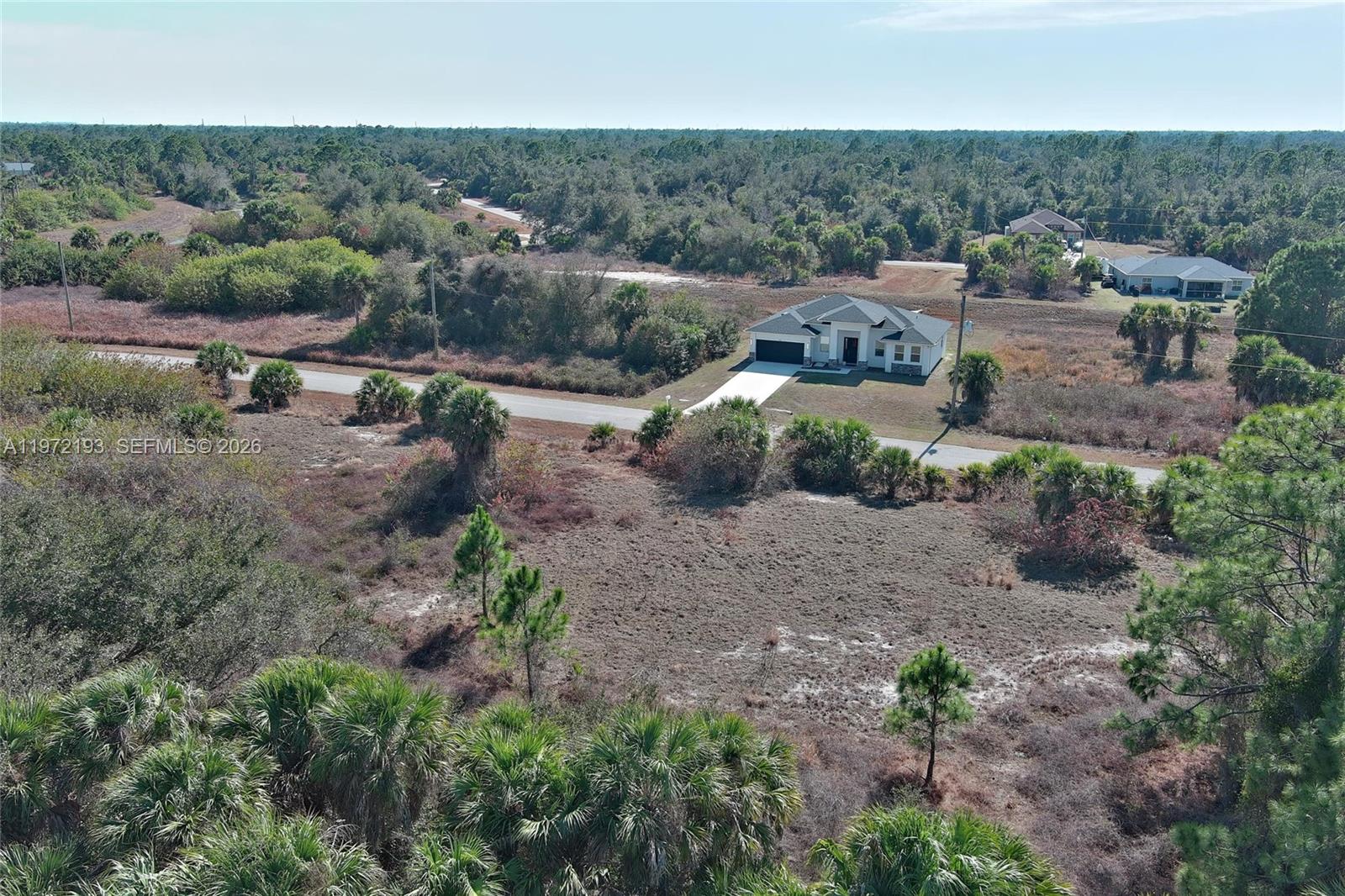 PORT CHARLOTTE - Land