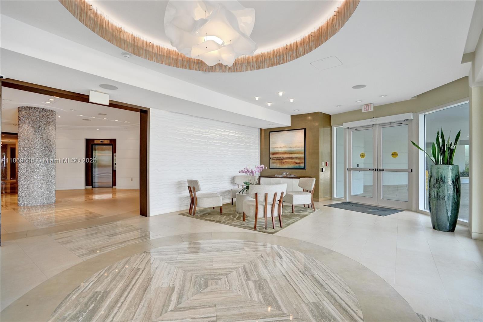 550 S Ocean Blvd PH-5