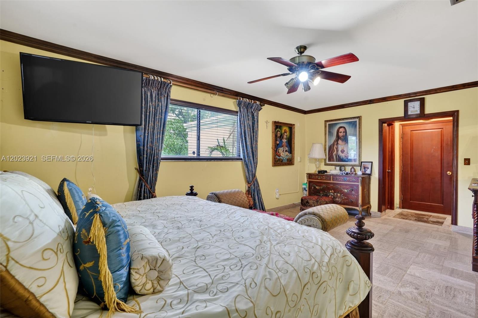 RANCH ACRE HOMES - Residential