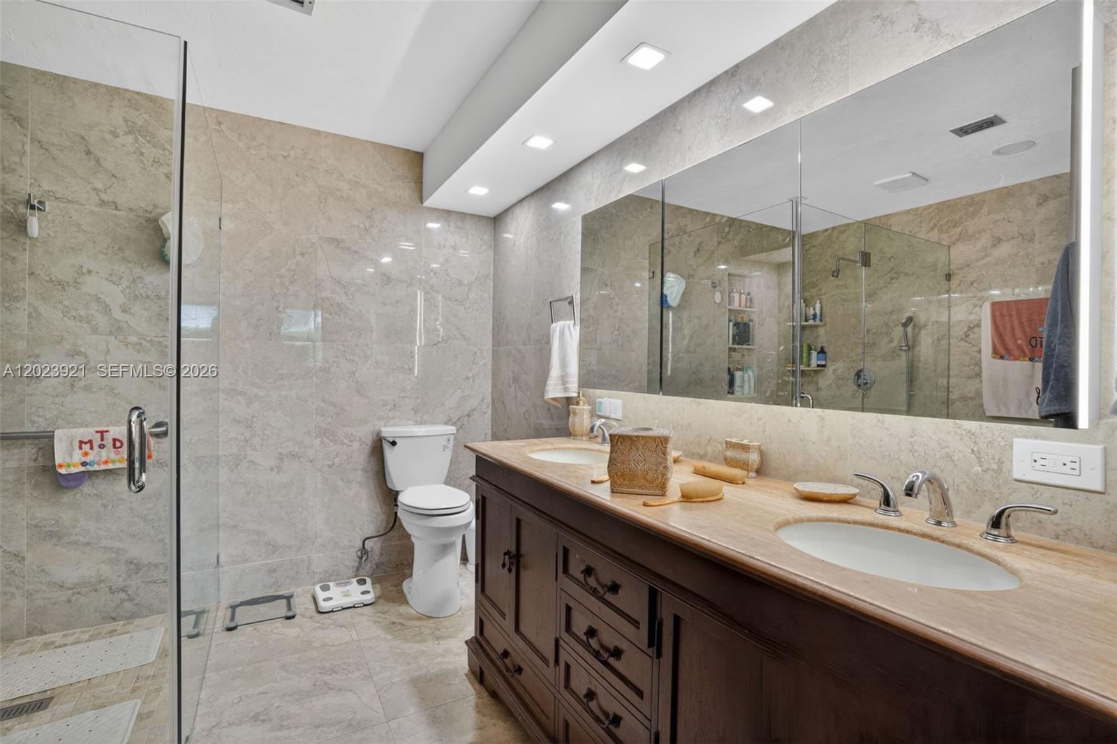 RANCH ACRE HOMES - Residential