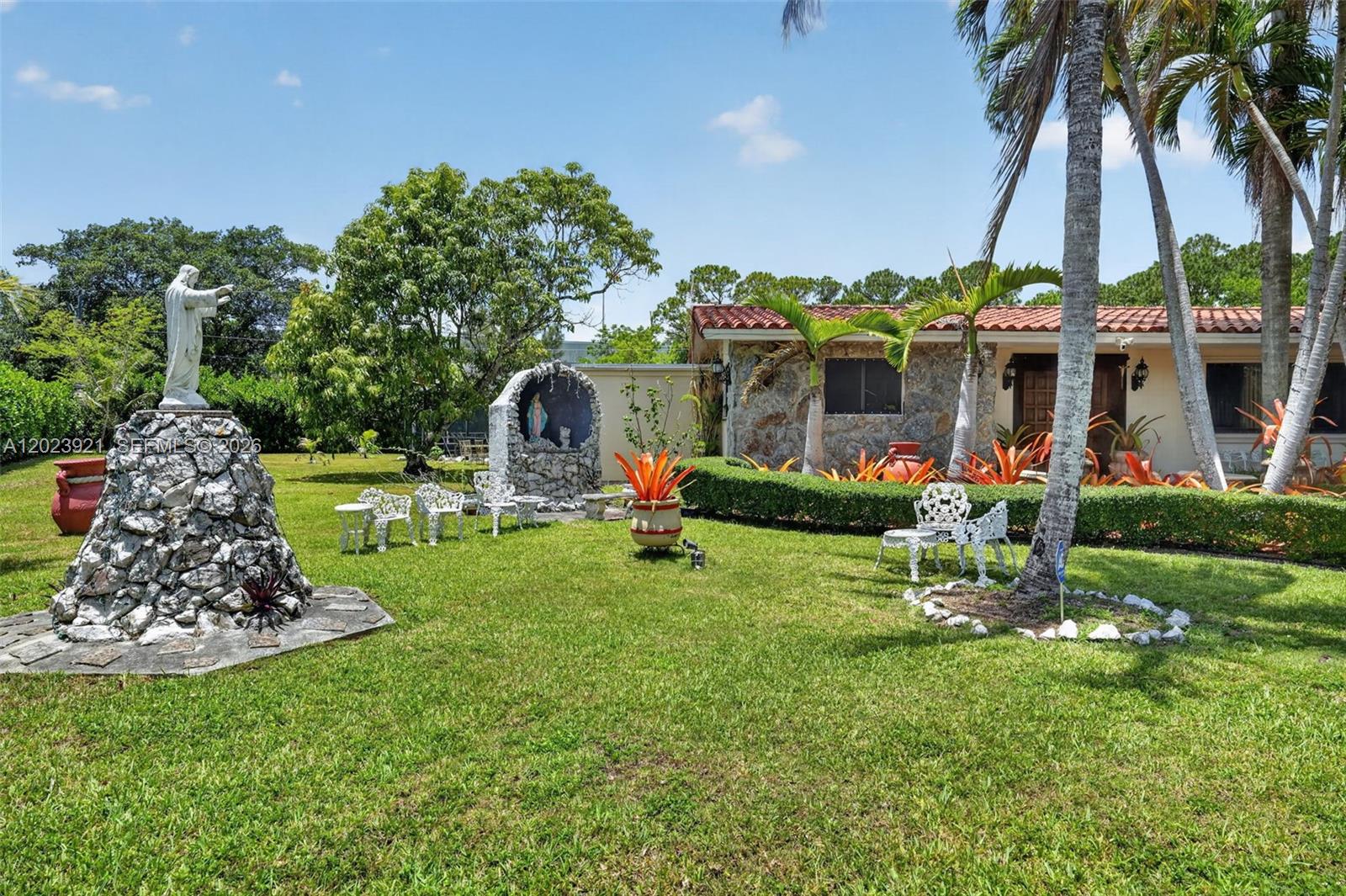 RANCH ACRE HOMES - Residential