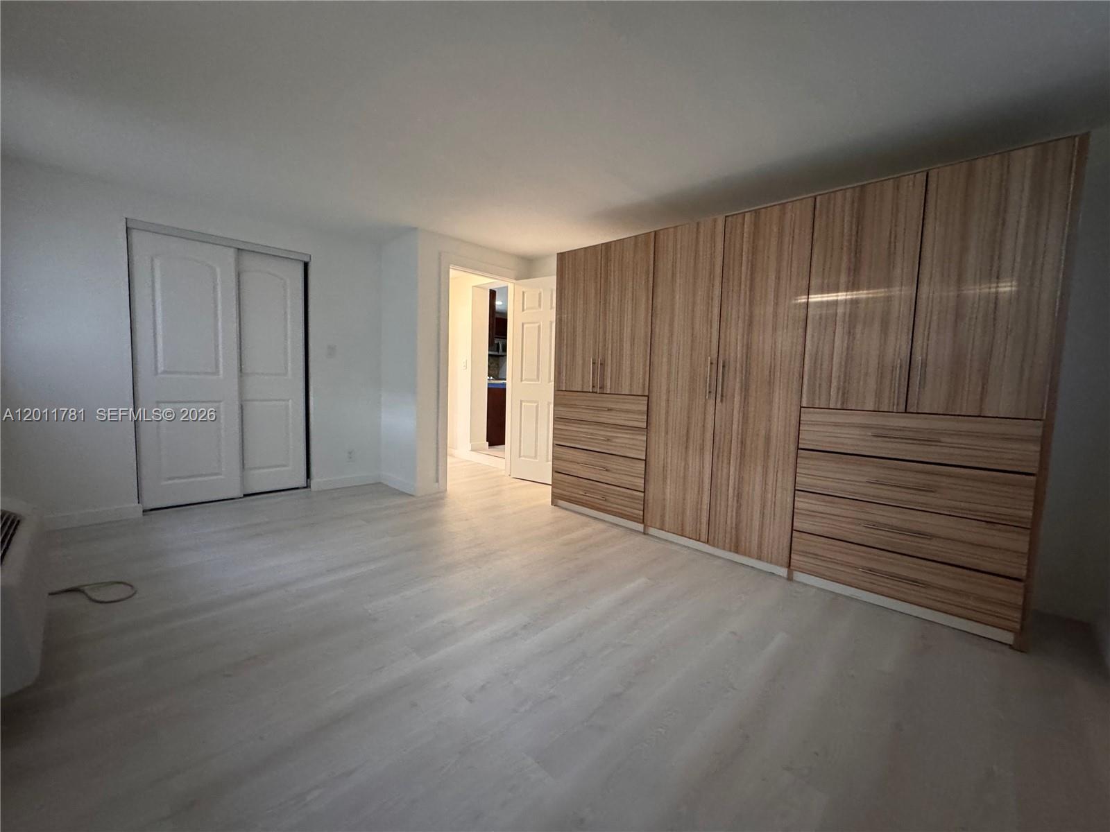 HOLLYWOOD BEACH GARDENS - Residential Income