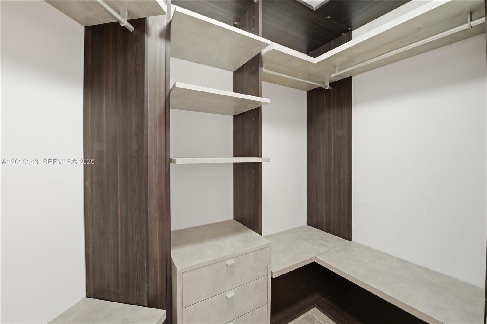 801 SMA RESIDENCES CONDO - Residential