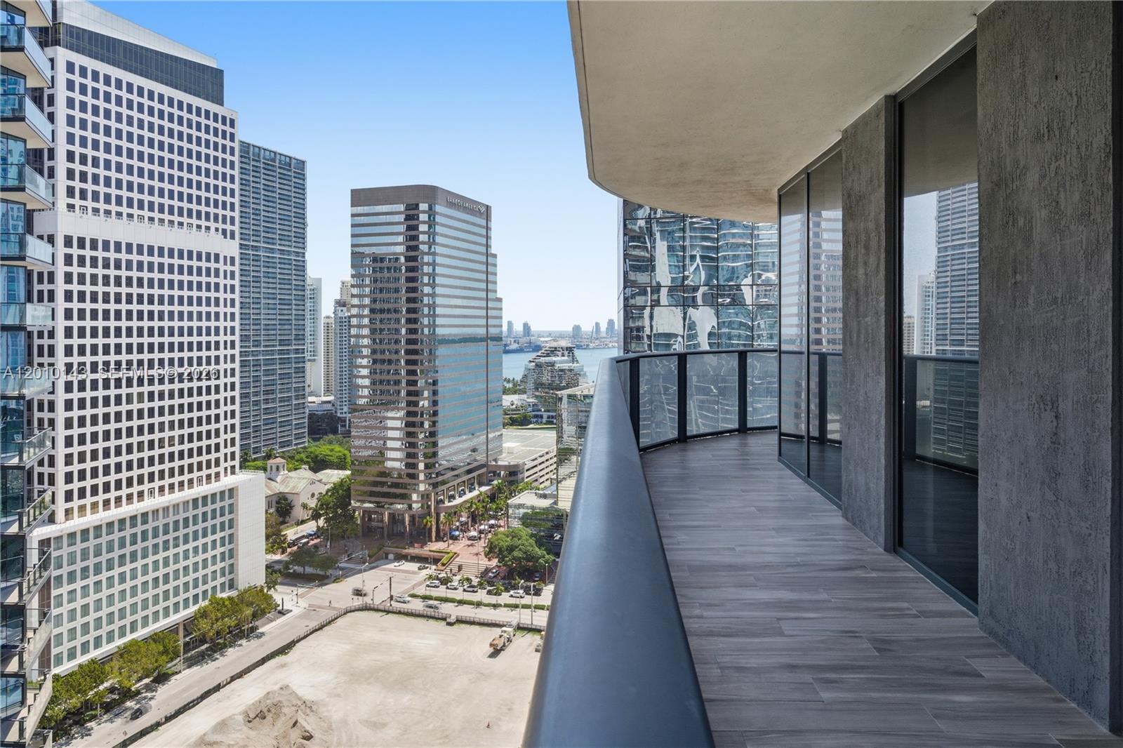 801 SMA RESIDENCES CONDO - Residential