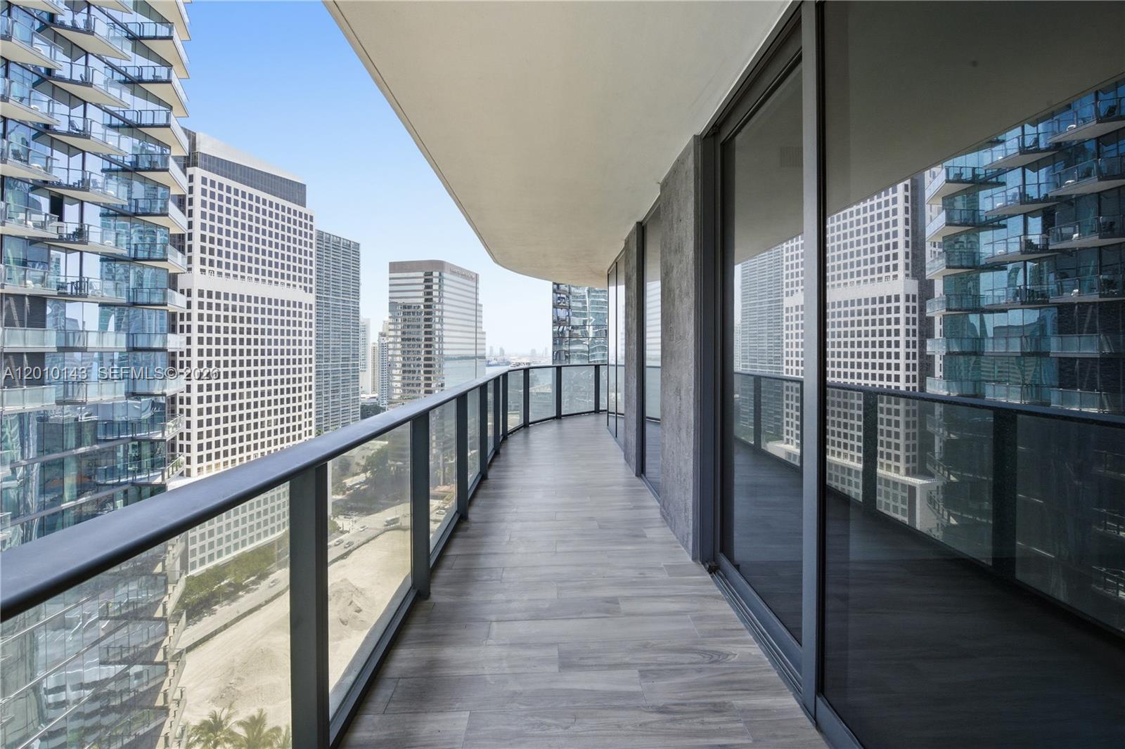 801 SMA RESIDENCES CONDO - Residential