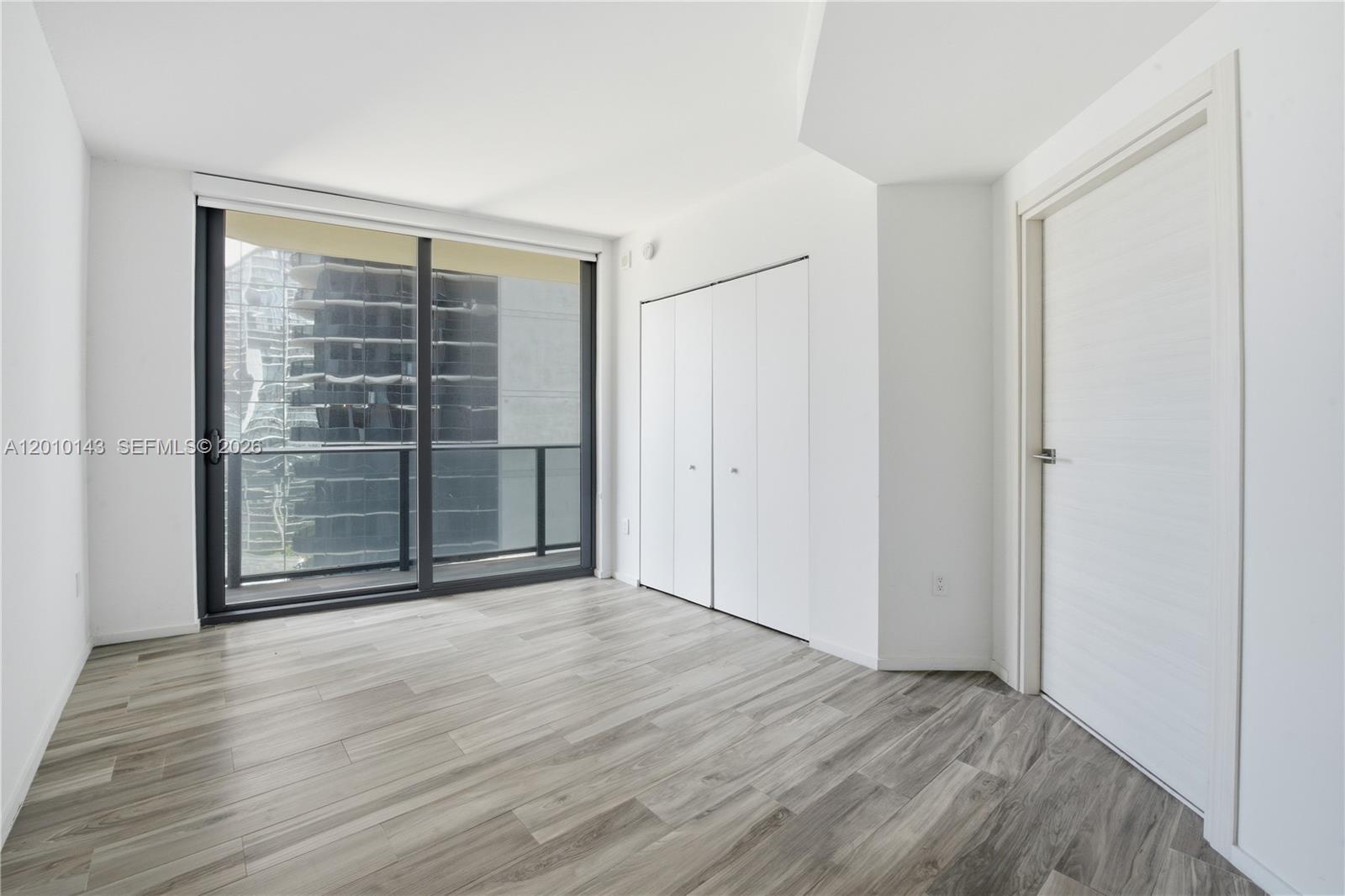 801 SMA RESIDENCES CONDO - Residential