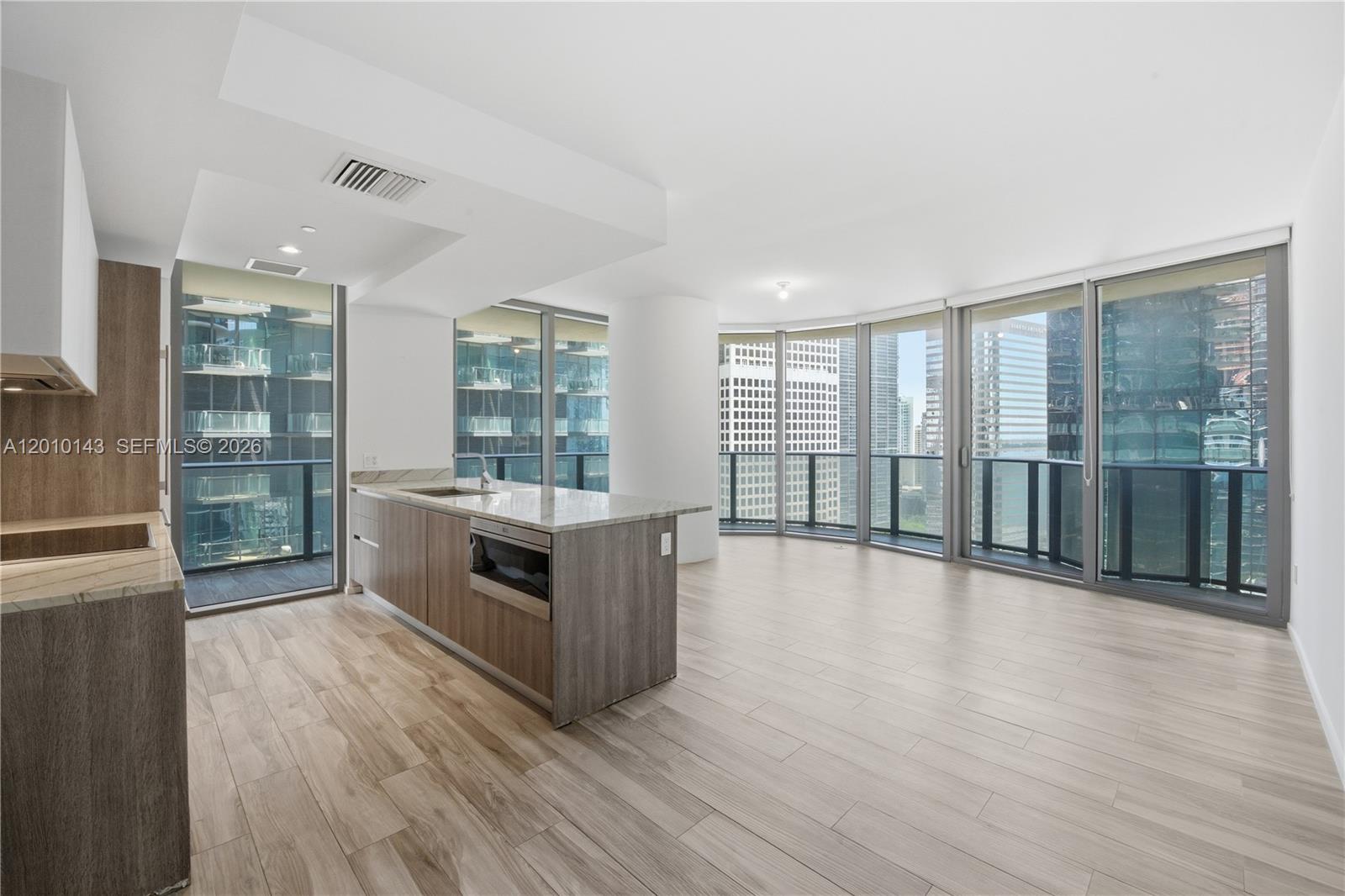 801 SMA RESIDENCES CONDO - Residential