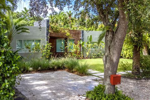 570 NE 52nd Ter 0 Miami FL 33137