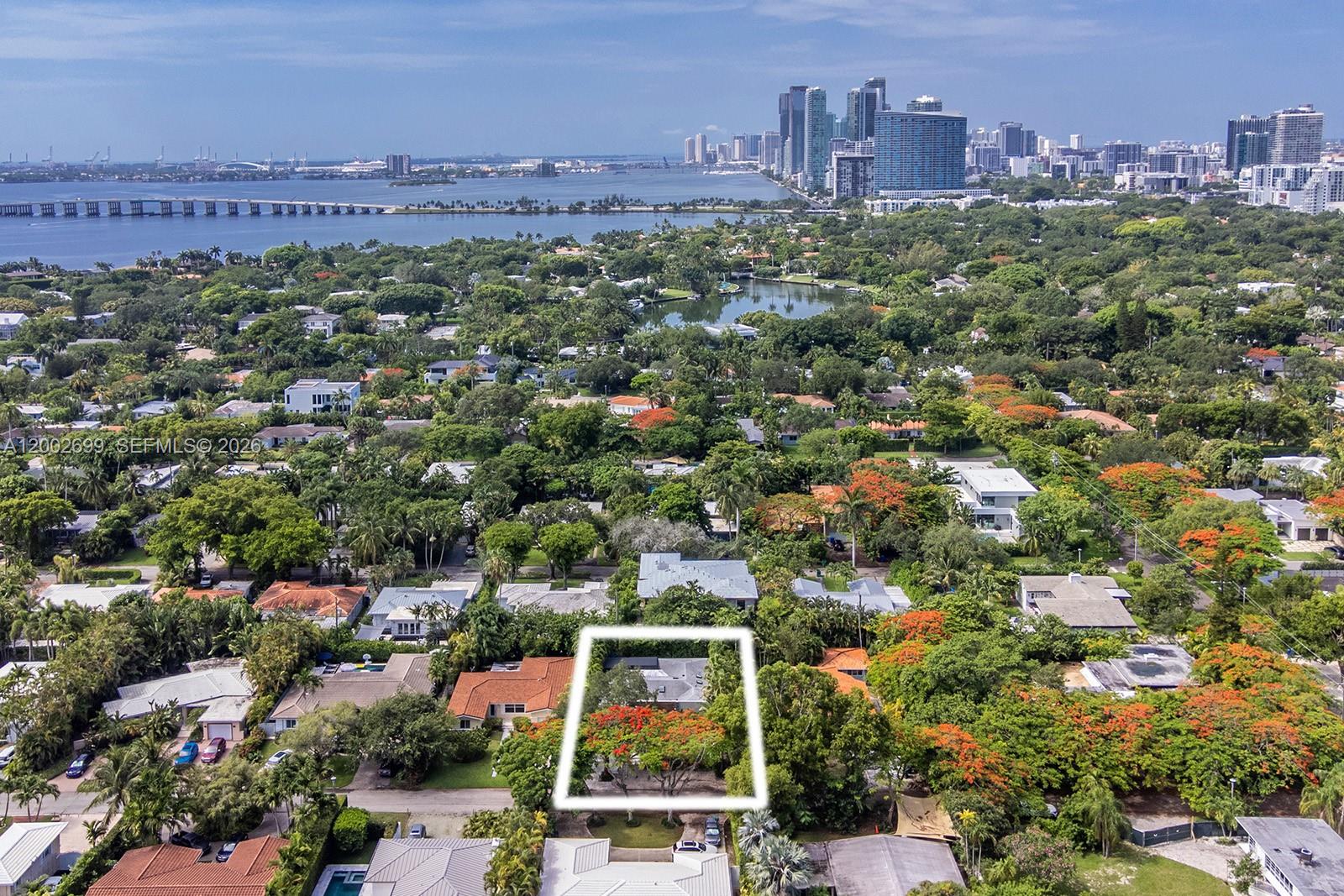 PARK PLAZA CORR PL OF - Residential Lease