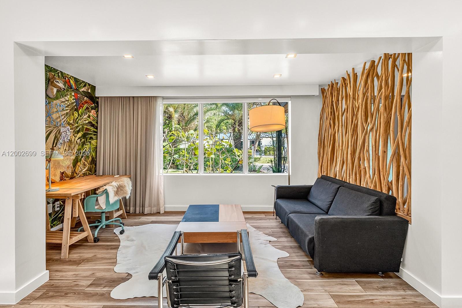 PARK PLAZA CORR PL OF - Residential Lease