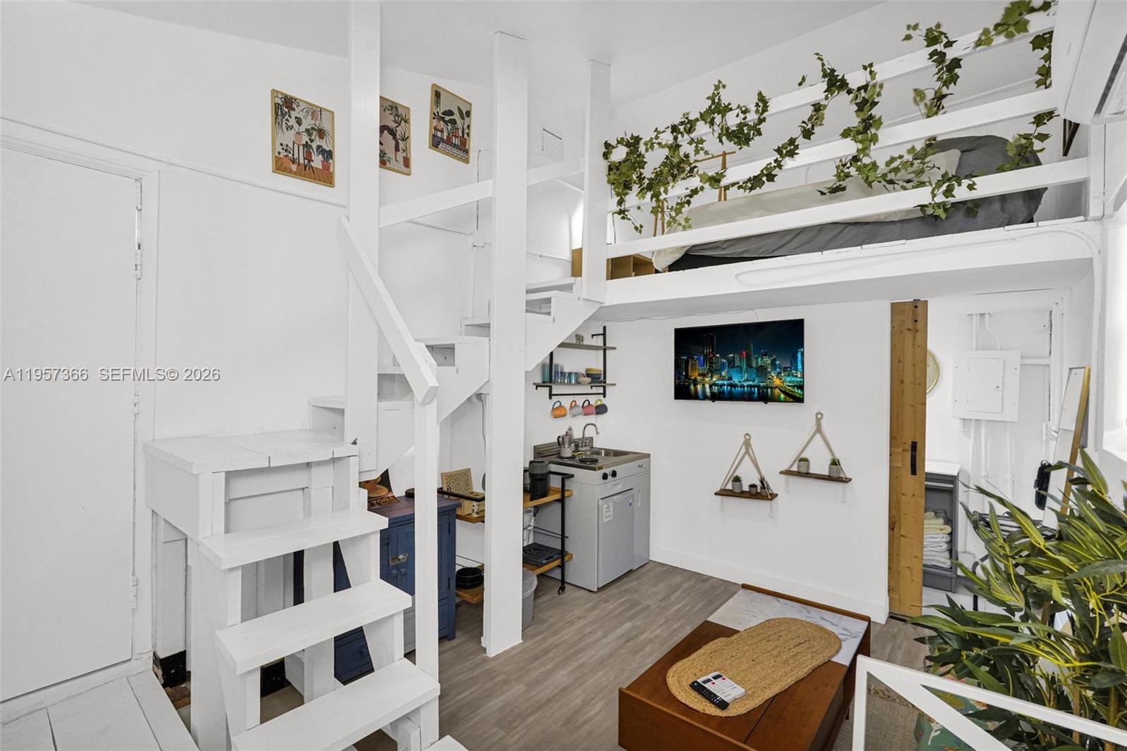 COLUMBIA PARK CORR PL - Residential Lease