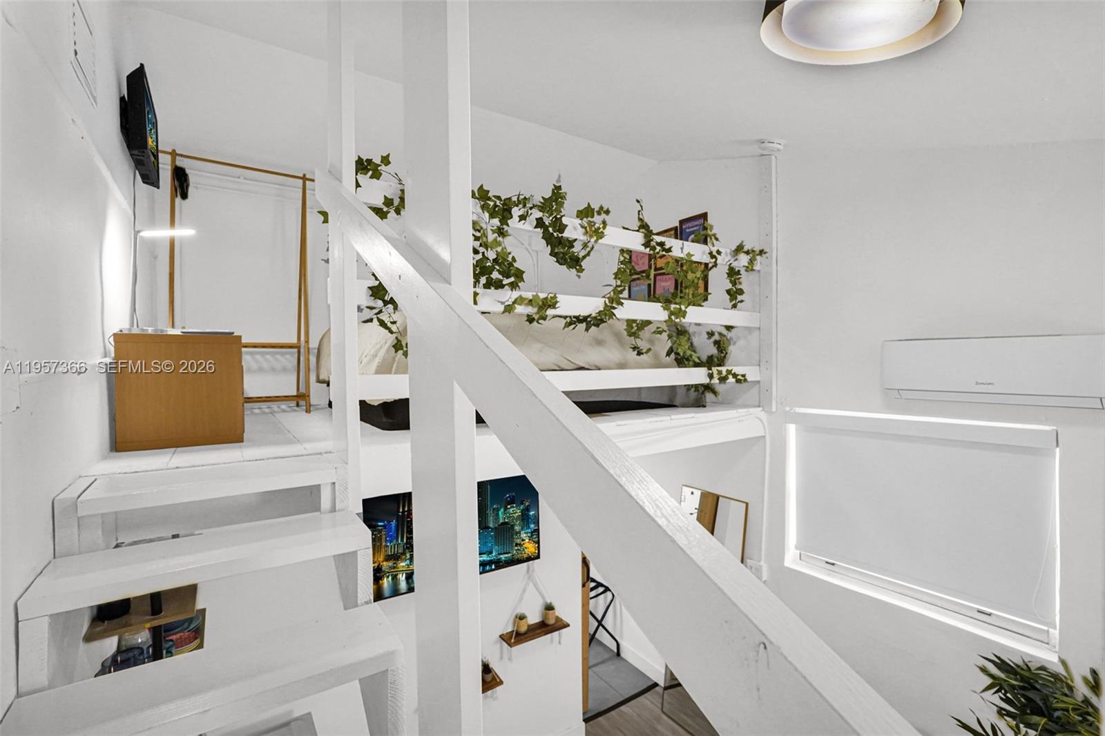 COLUMBIA PARK CORR PL - Residential Lease