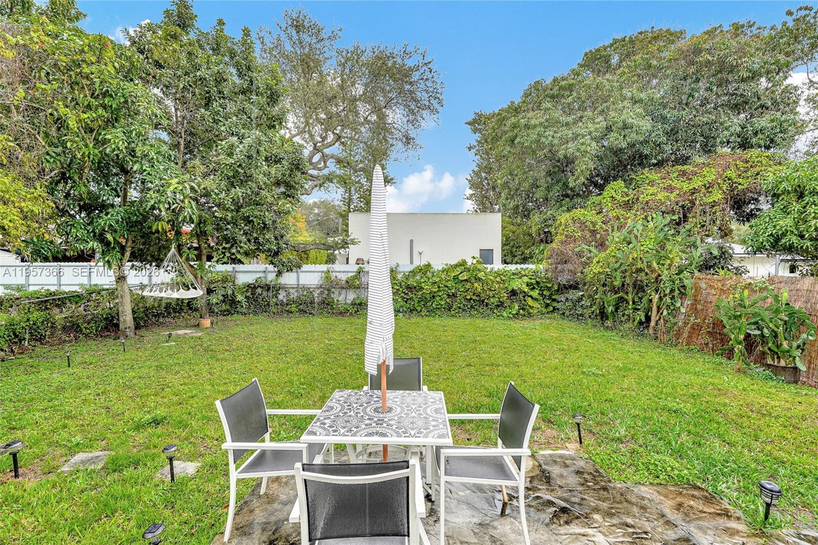 COLUMBIA PARK CORR PL - Residential Lease