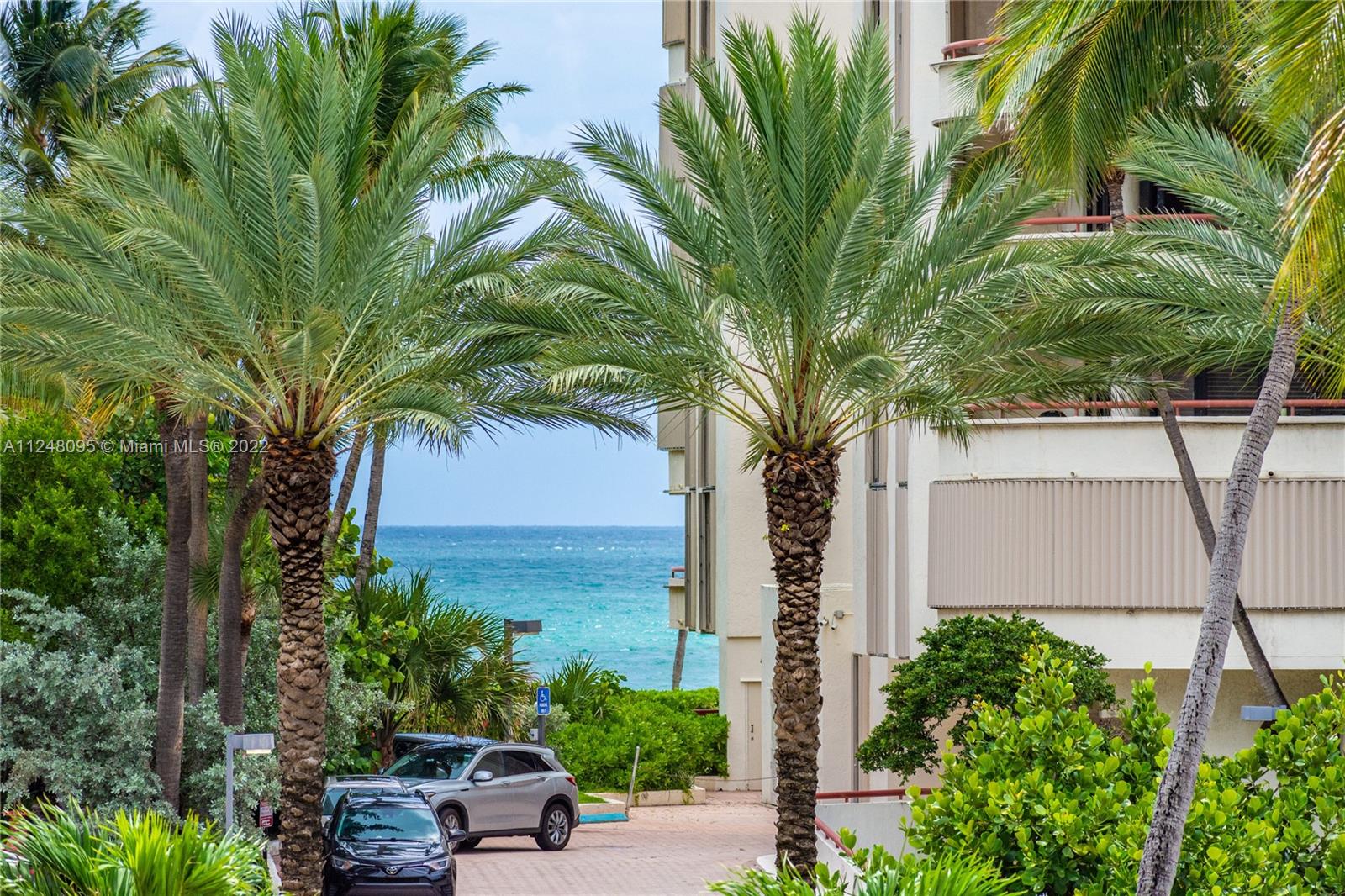 ARLEN HOUSE EAST CONDO - Residential