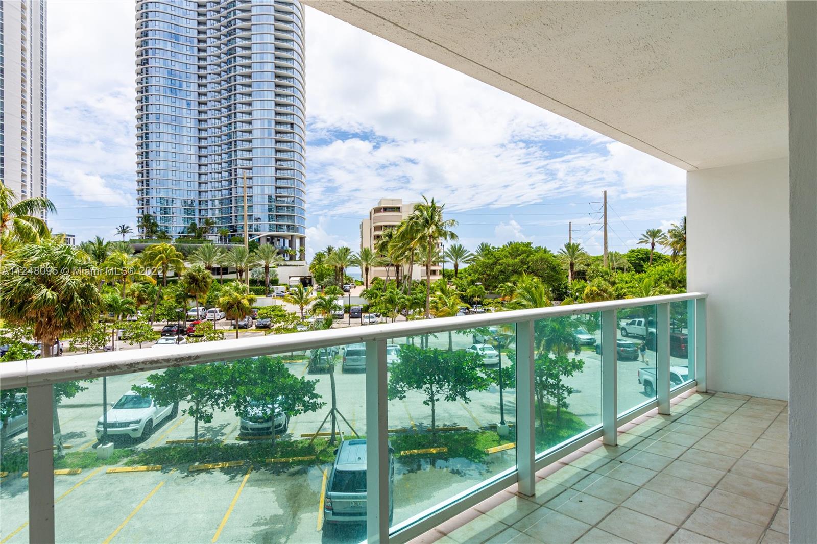 ARLEN HOUSE EAST CONDO - Residential