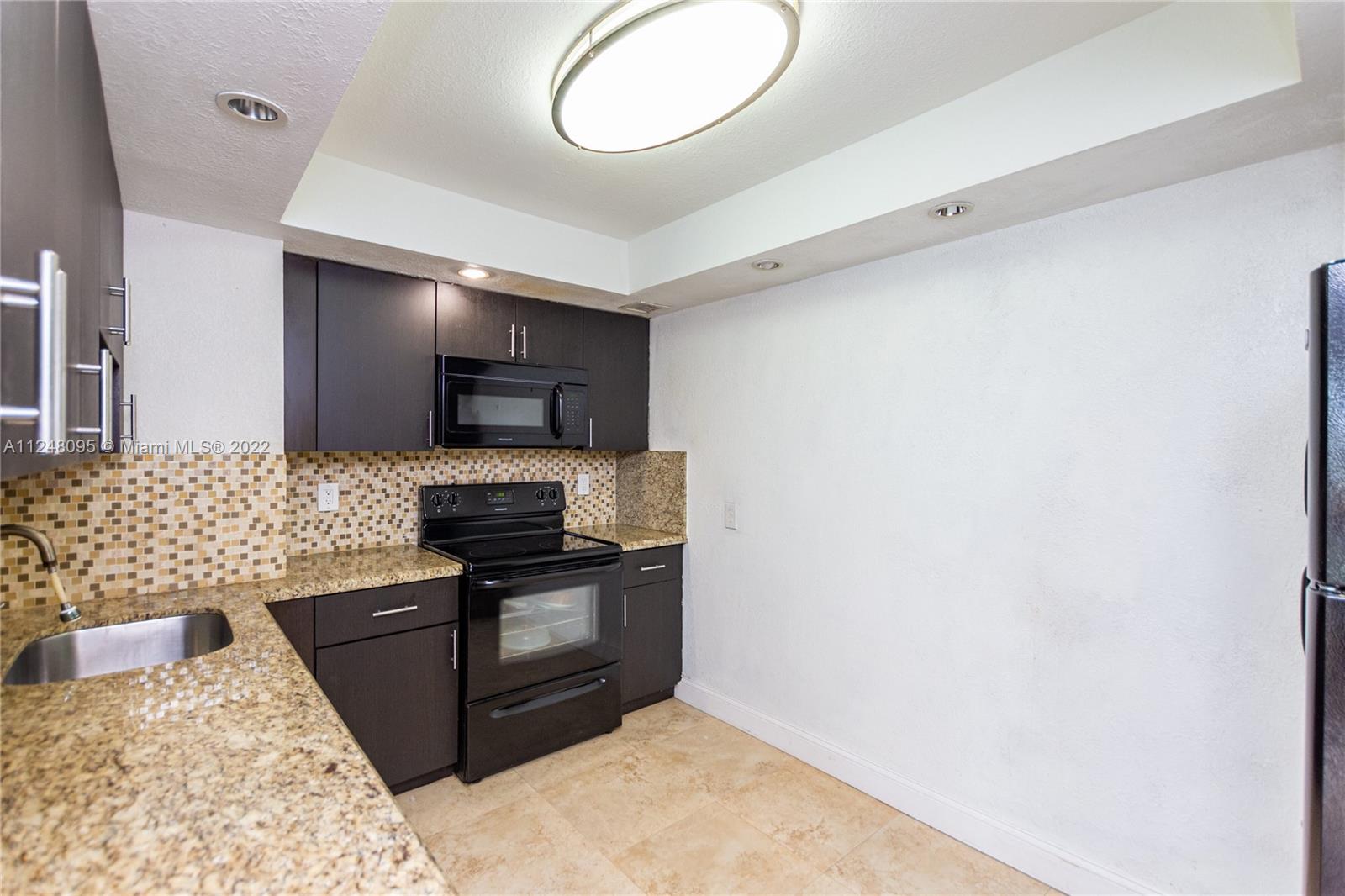 ARLEN HOUSE EAST CONDO - Residential