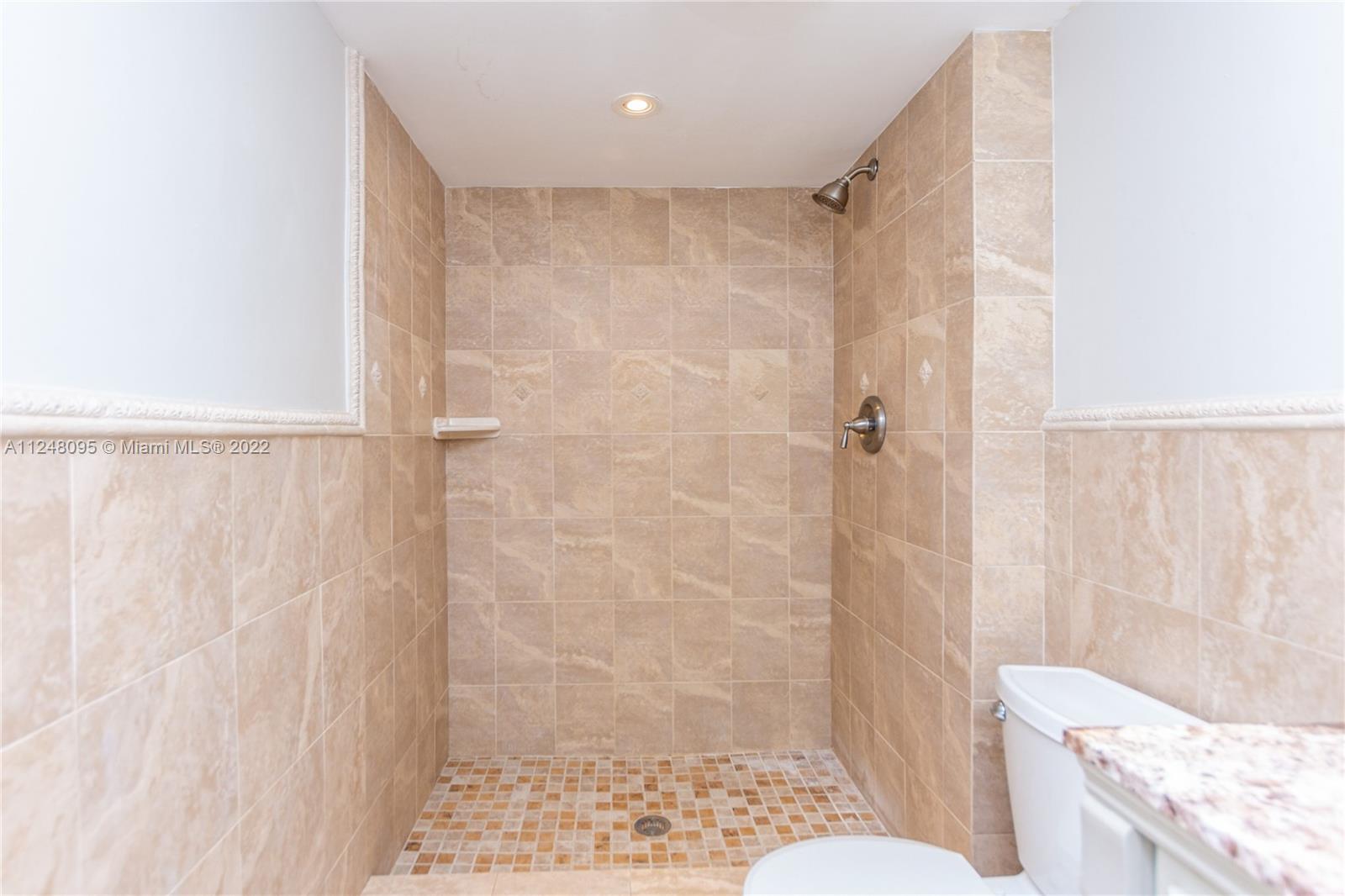 ARLEN HOUSE EAST CONDO - Residential