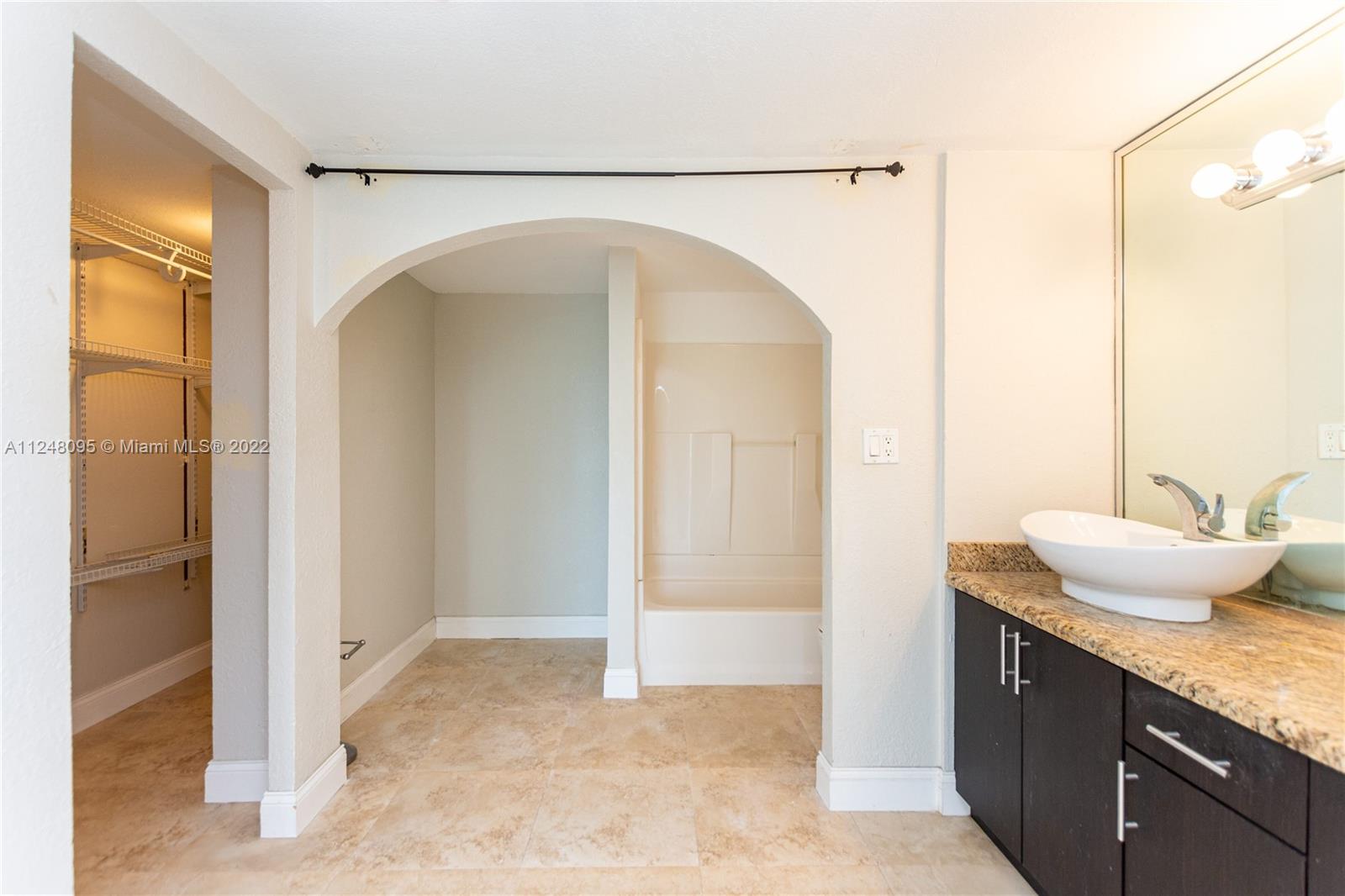 ARLEN HOUSE EAST CONDO - Residential