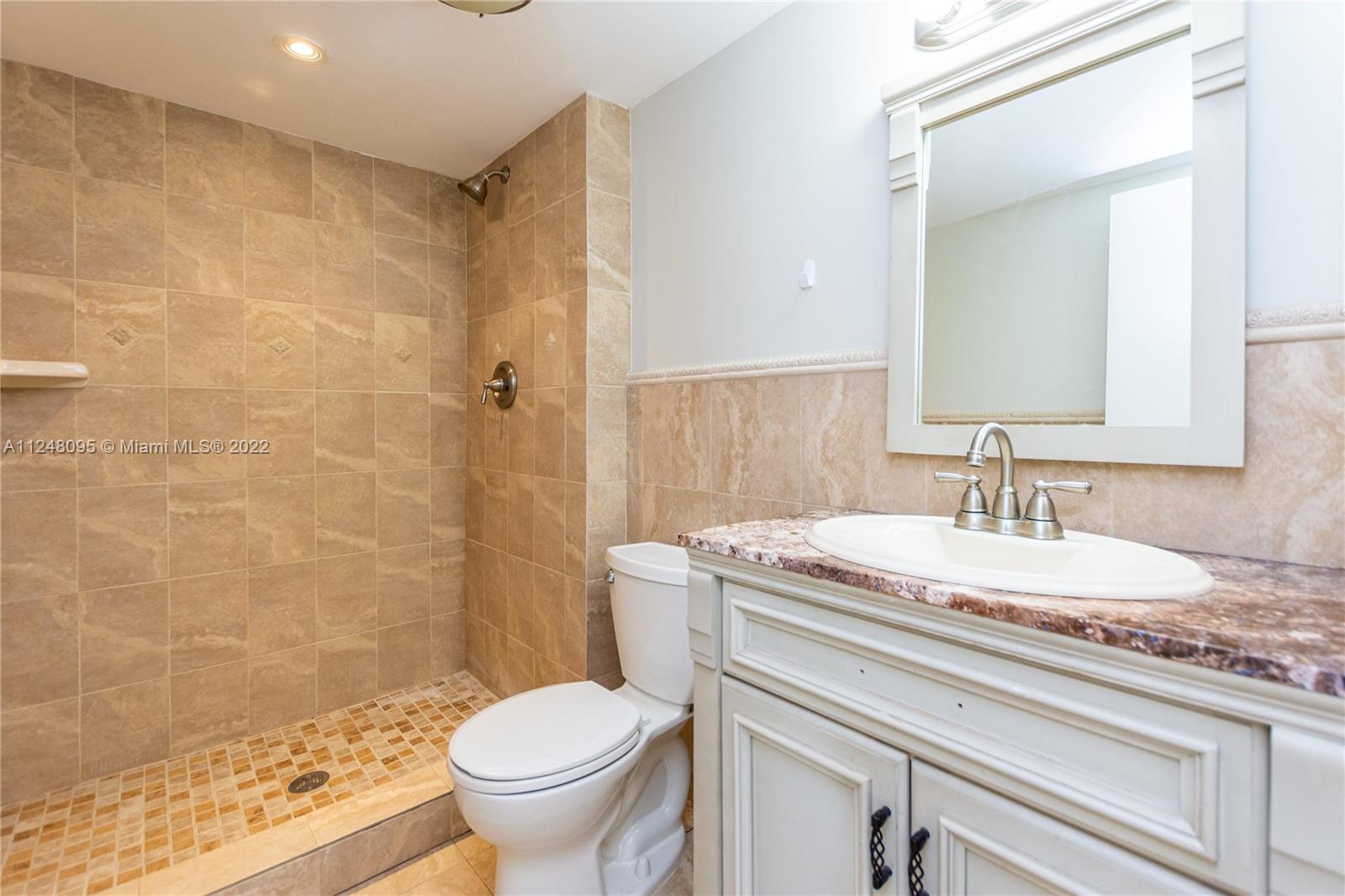 ARLEN HOUSE EAST CONDO - Residential