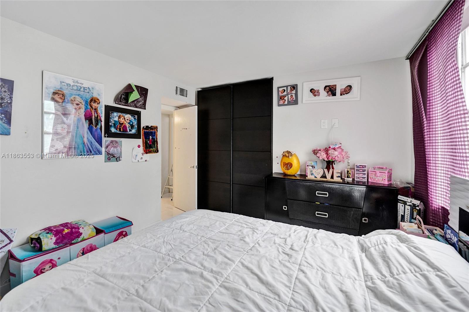 ENVIRON I CONDO 9 - Residential