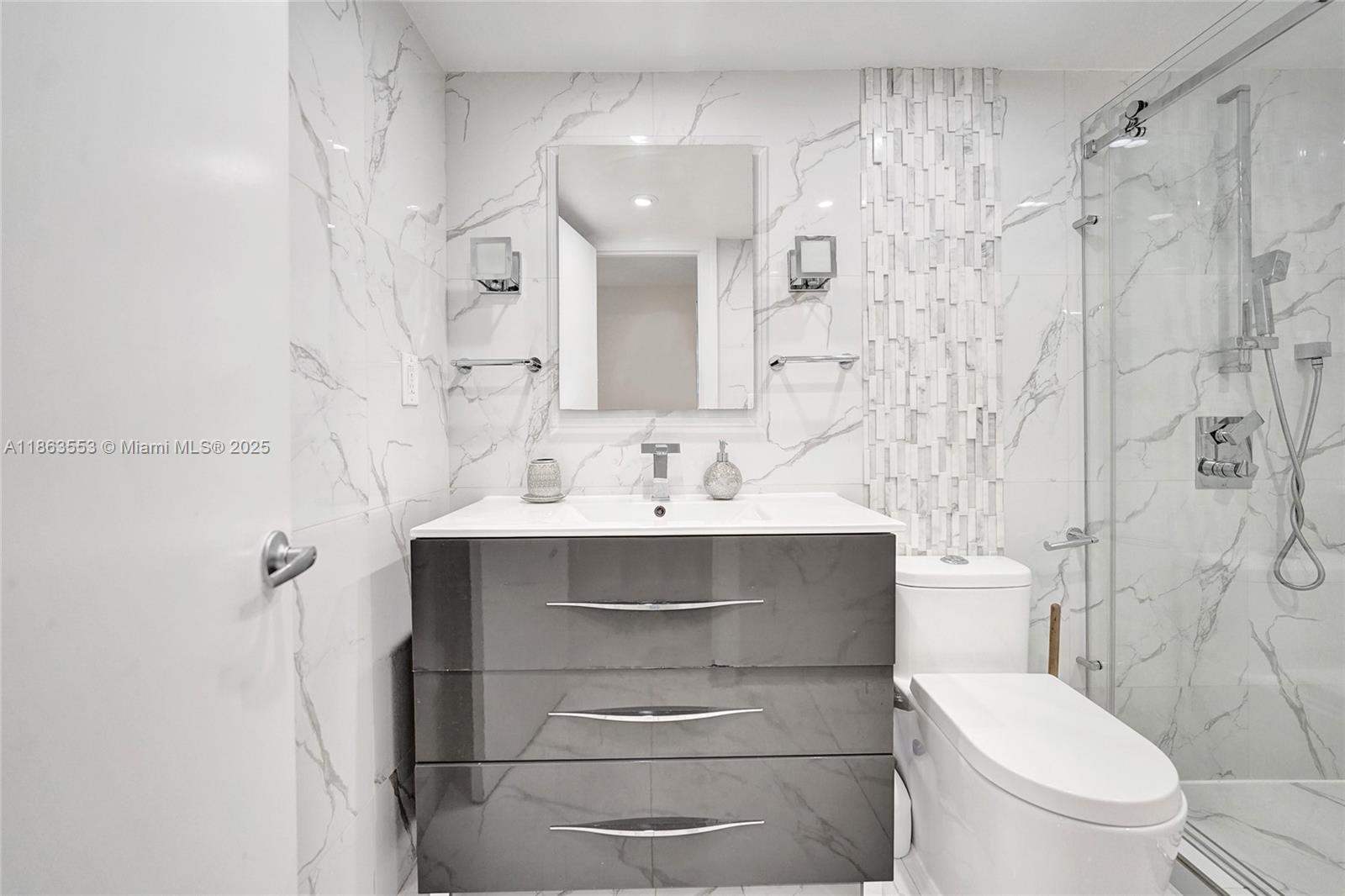 ENVIRON I CONDO 9 - Residential